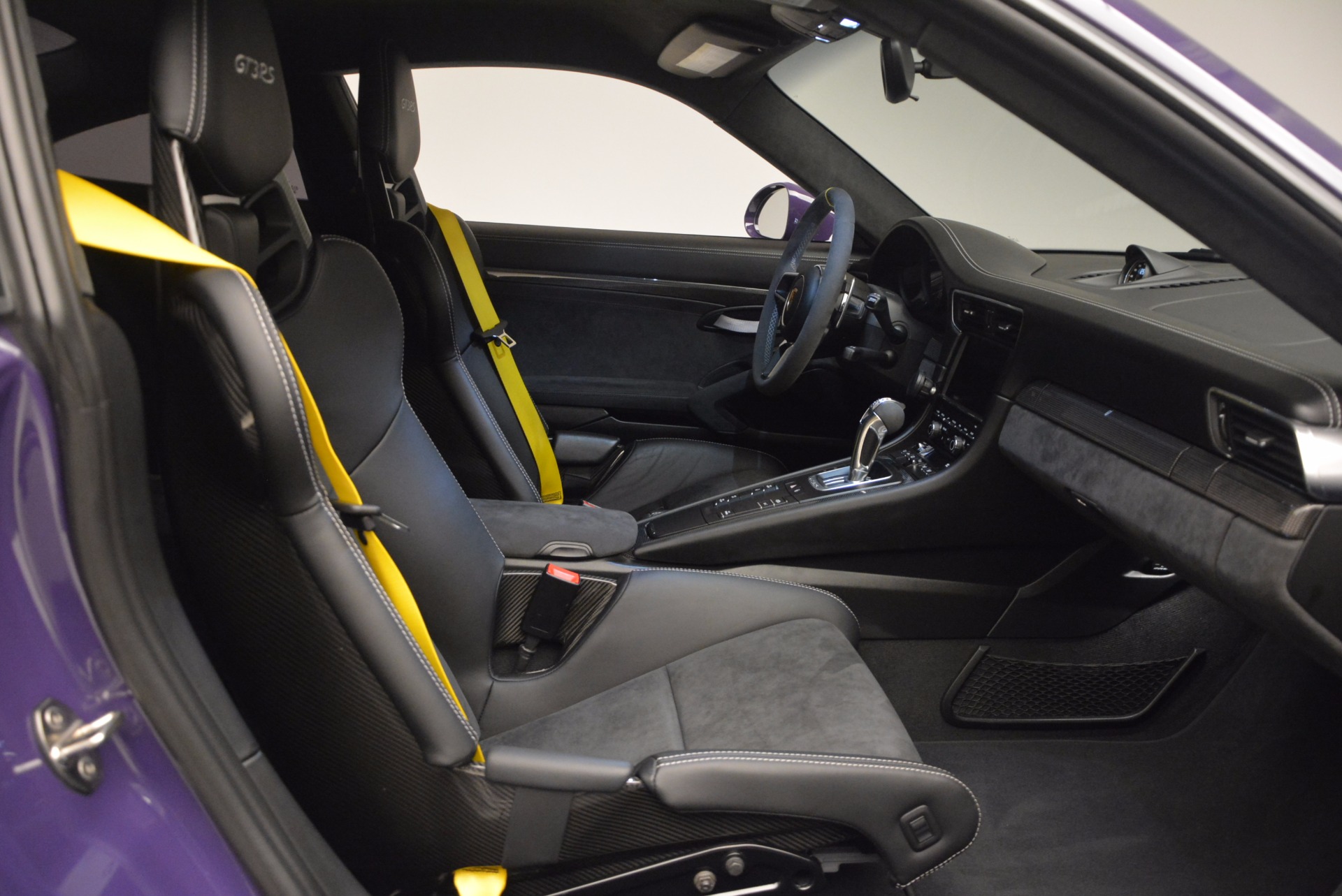 Used-2016-Porsche-911-GT3-RS