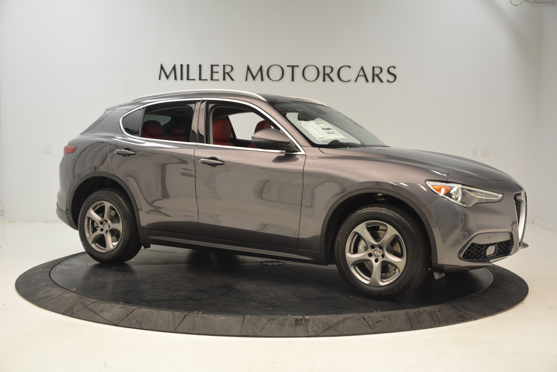 New-2018-Alfa-Romeo-Stelvio-Q4