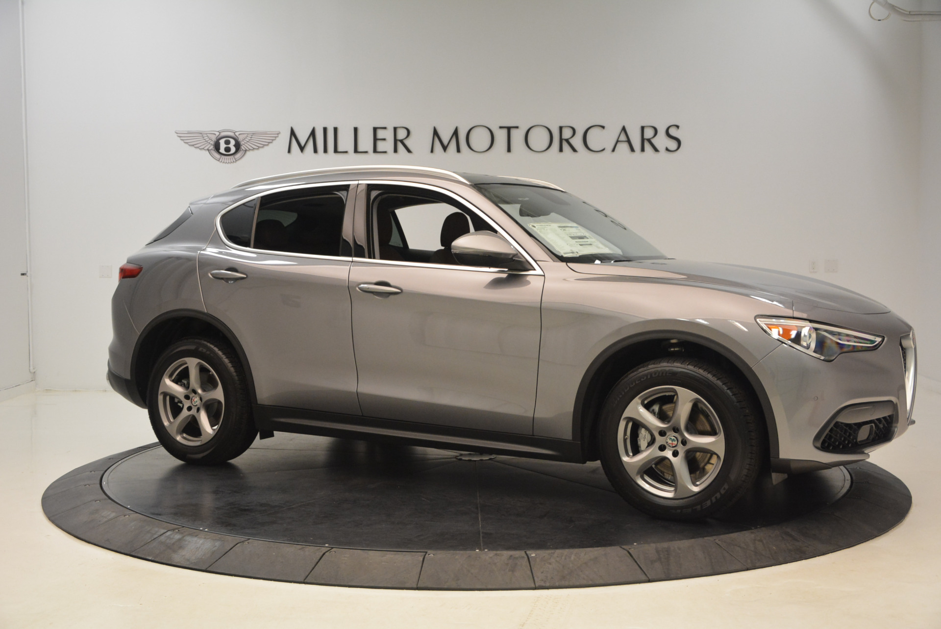 New-2018-Alfa-Romeo-Stelvio-Q4