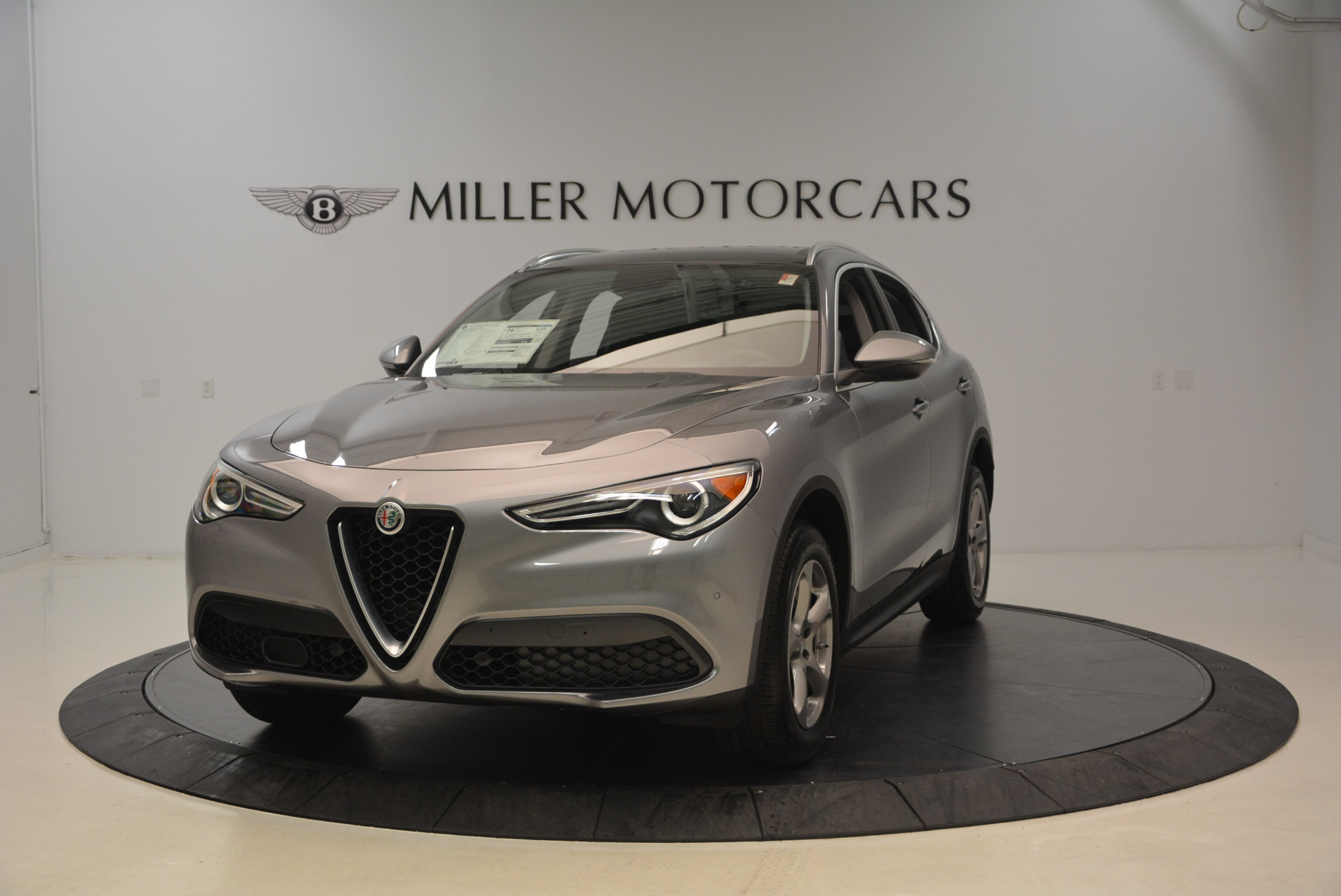 New-2018-Alfa-Romeo-Stelvio-Q4