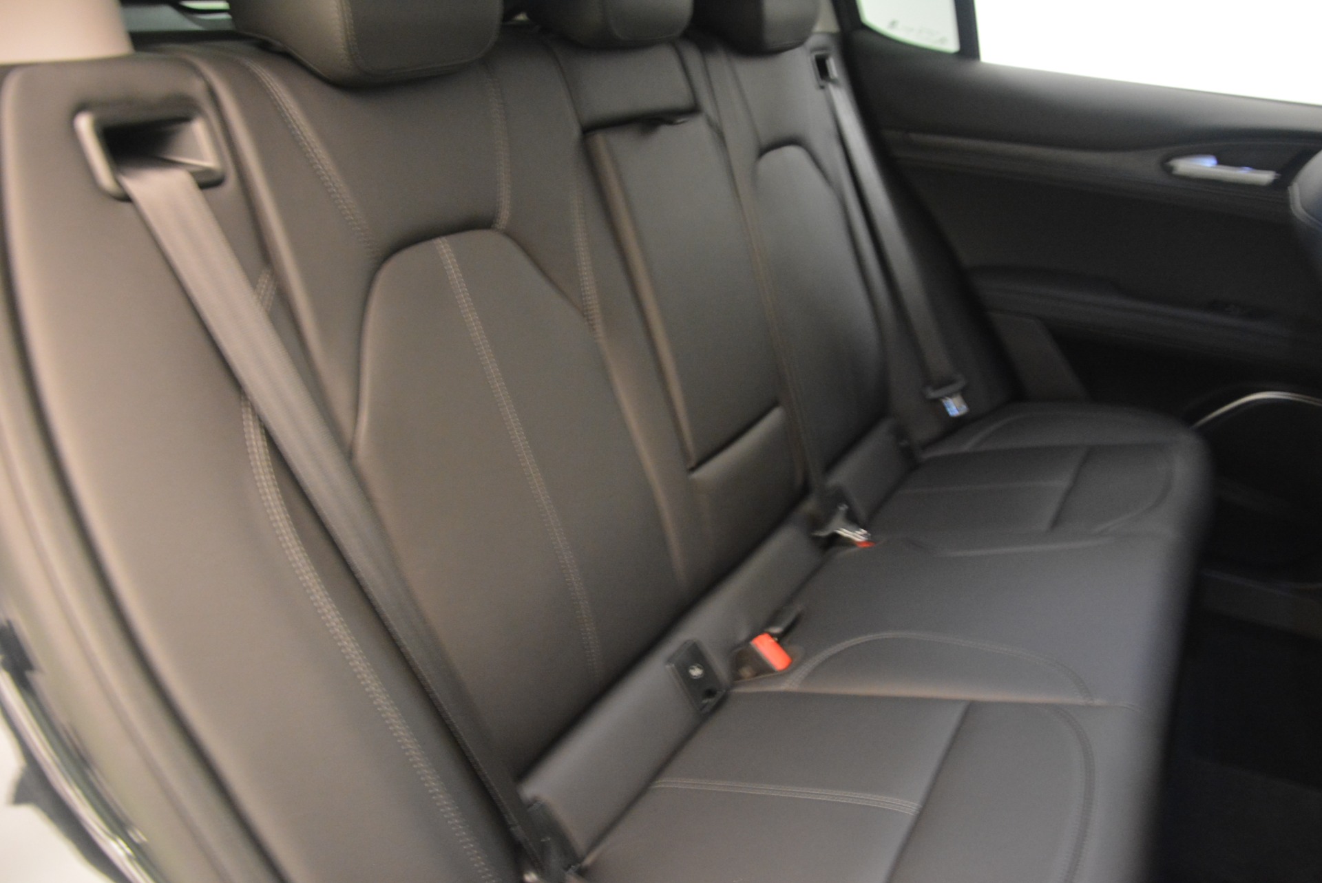 New-2018-Alfa-Romeo-Stelvio-Q4