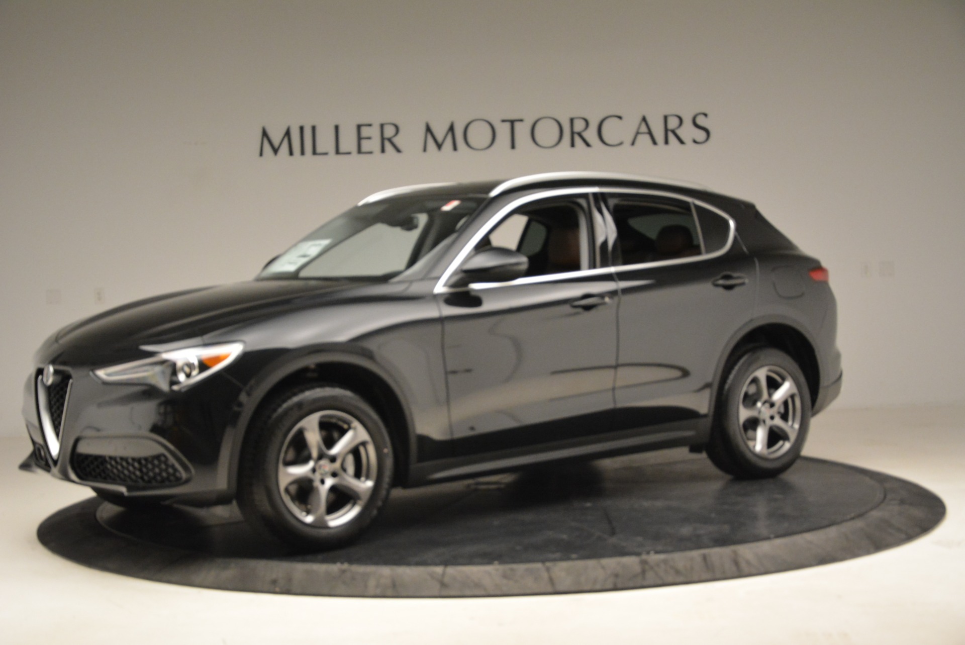 New-2018-Alfa-Romeo-Stelvio-Q4