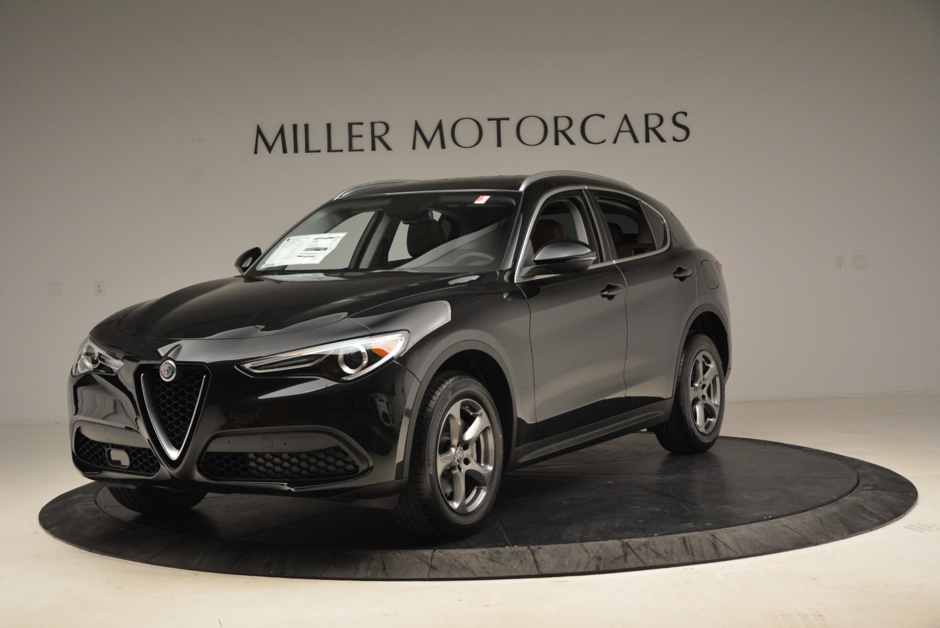 New-2018-Alfa-Romeo-Stelvio-Q4