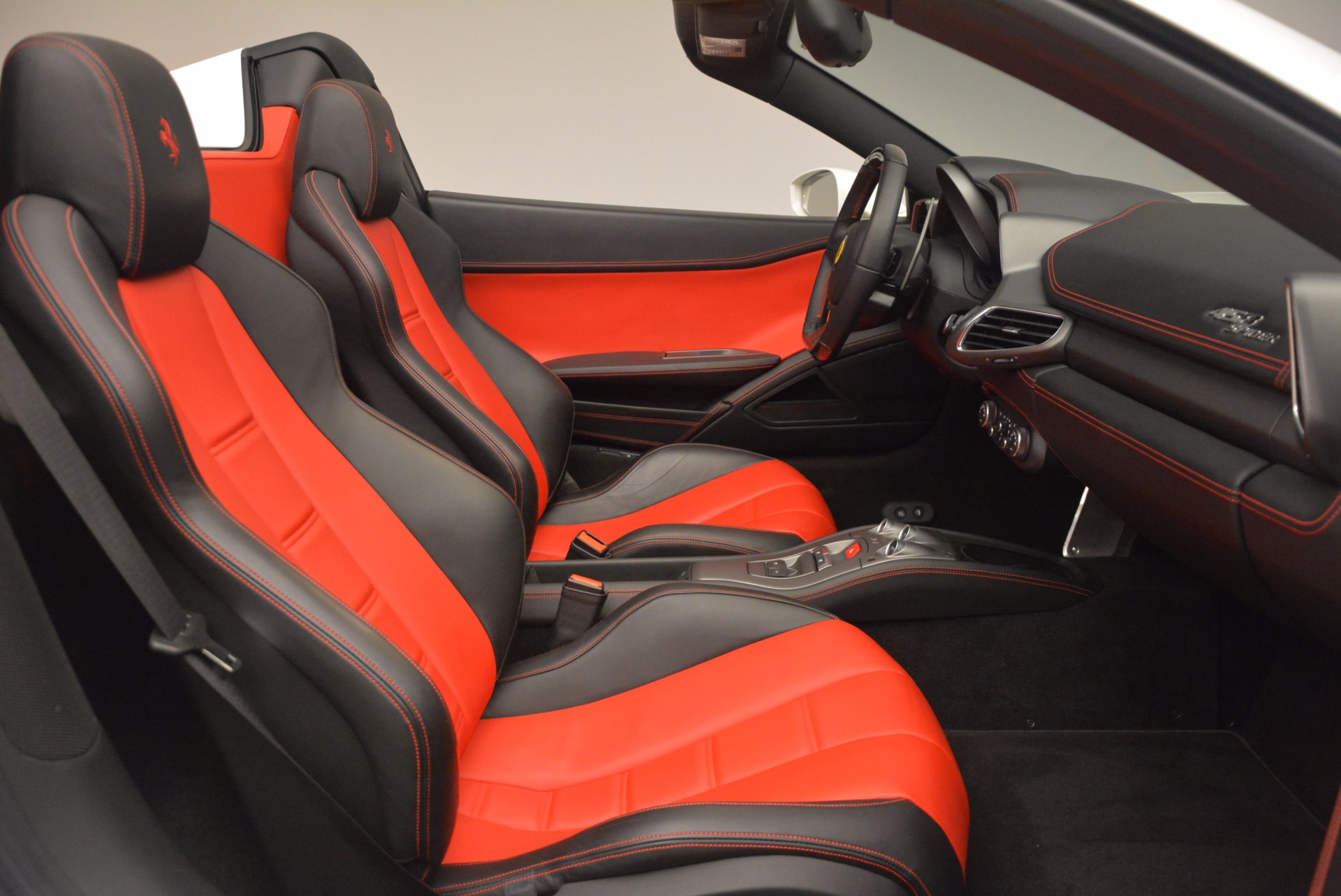 Used-2015-Ferrari-458-Spider