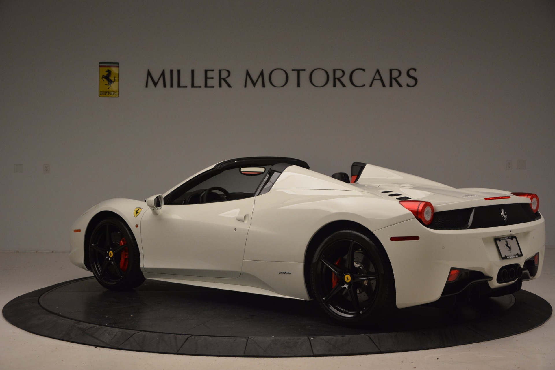 Used-2015-Ferrari-458-Spider