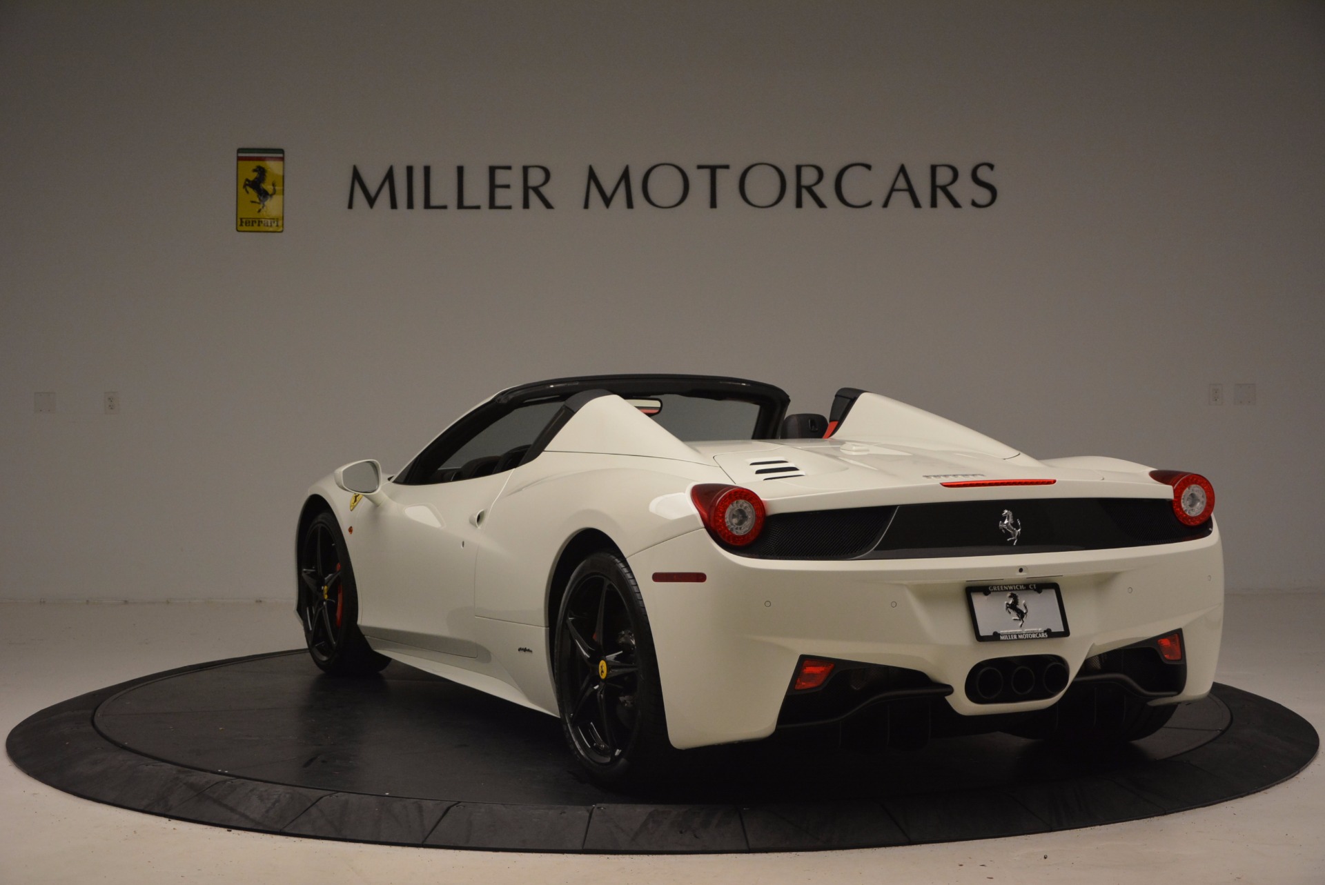 Used-2015-Ferrari-458-Spider