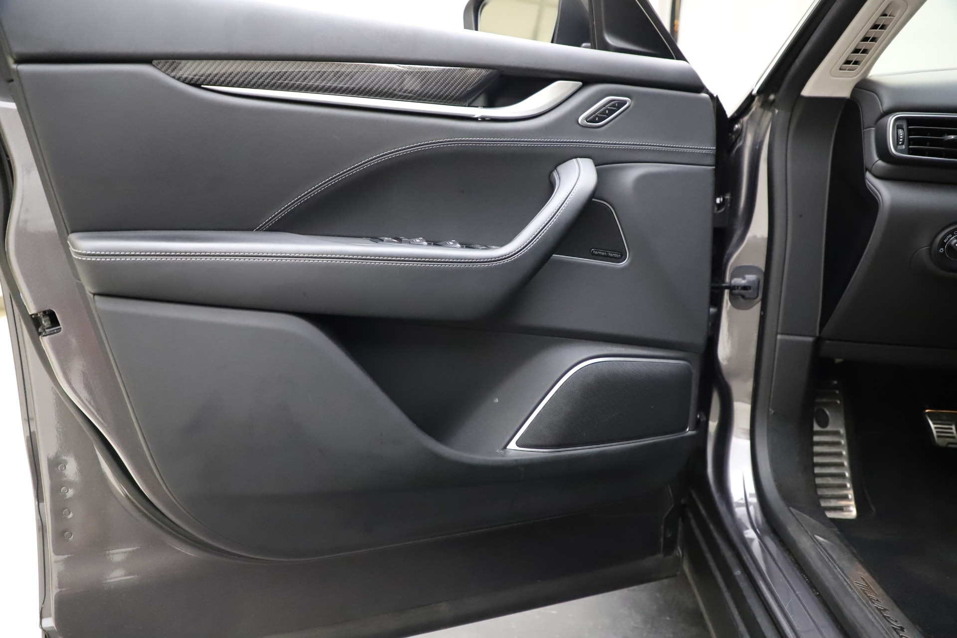 Used-2018-Maserati-Levante-SQ4-GranSport