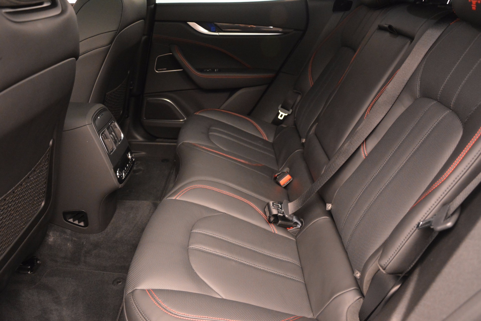 New-2017-Maserati-Levante-S-Q4