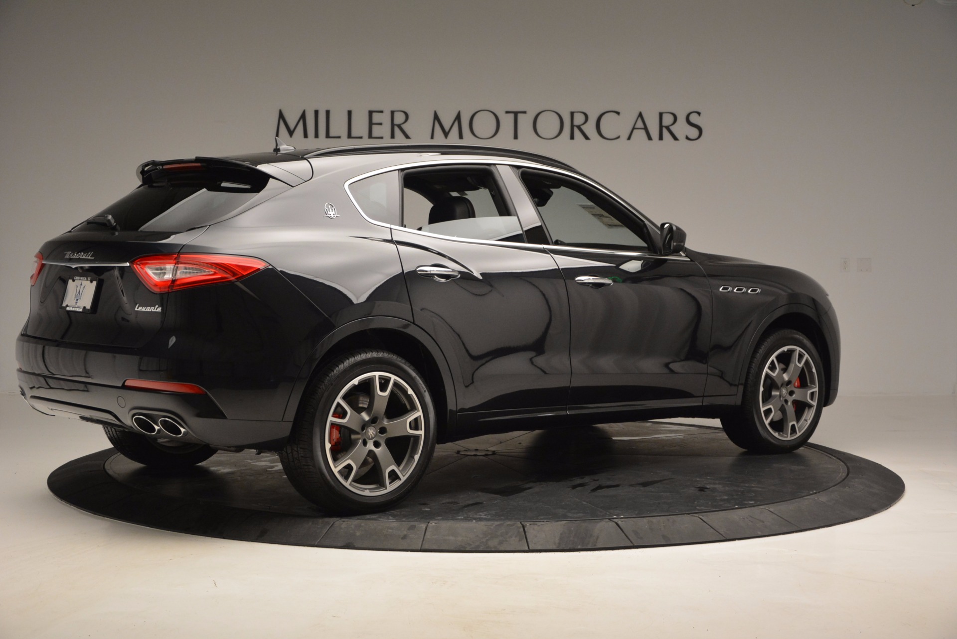 New-2017-Maserati-Levante-S-Q4