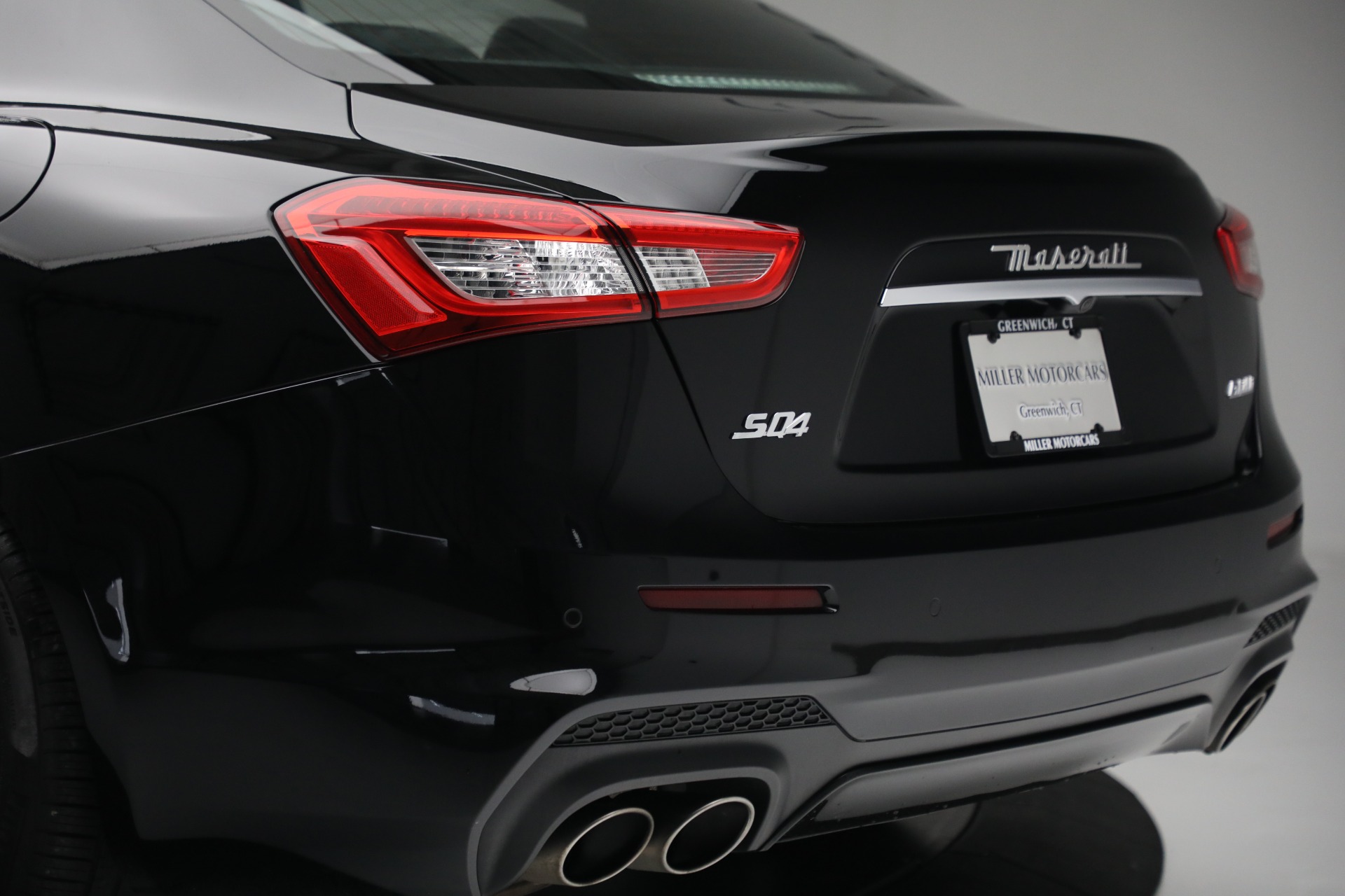 Used-2018-Maserati-Ghibli-S-Q4-Gransport