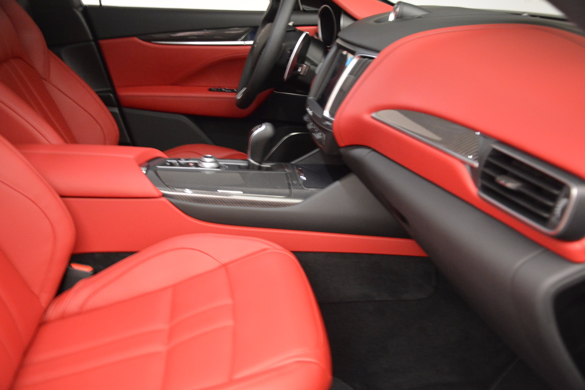 New-2018-Maserati-Levante-S-GranSport