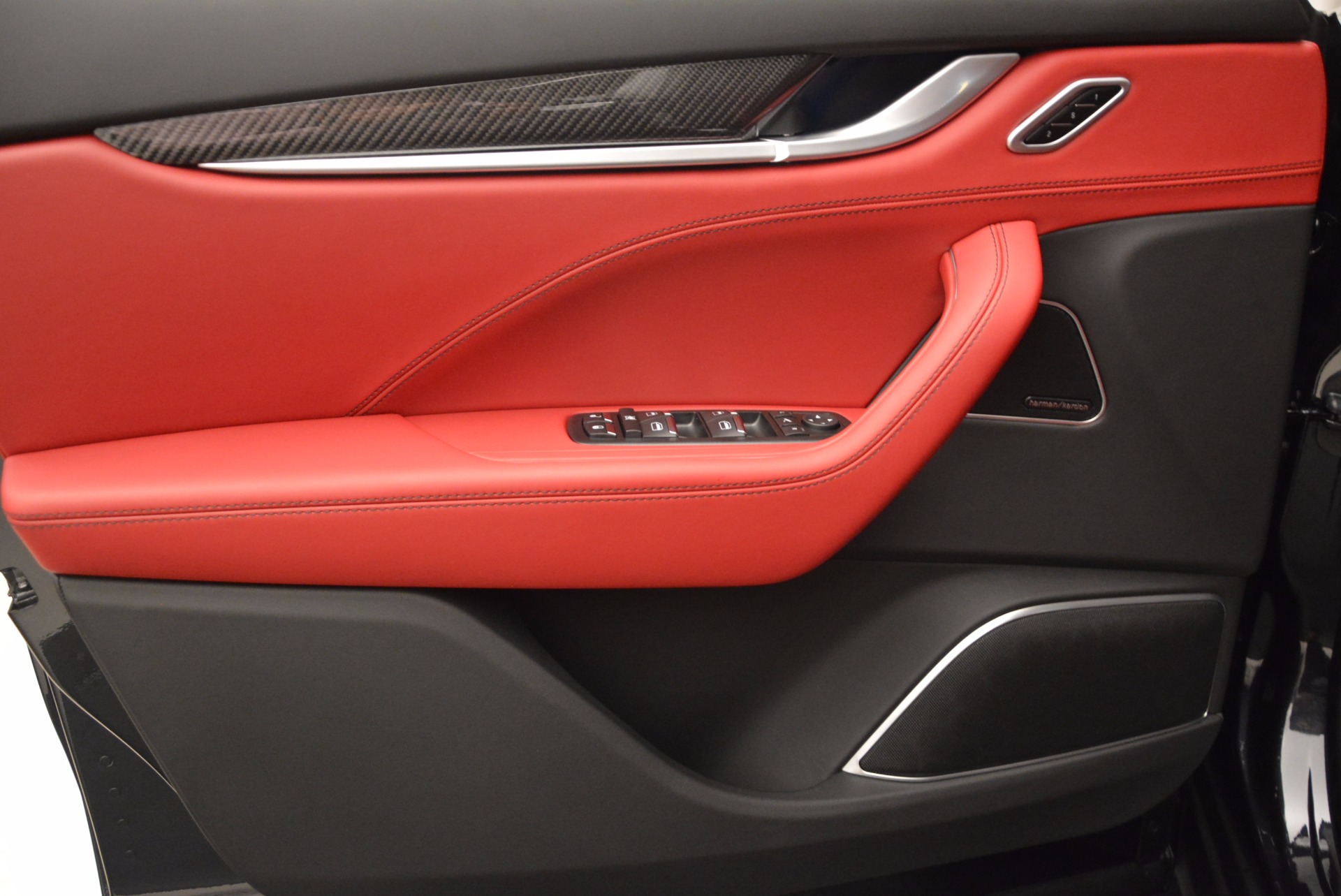 New-2018-Maserati-Levante-S-GranSport