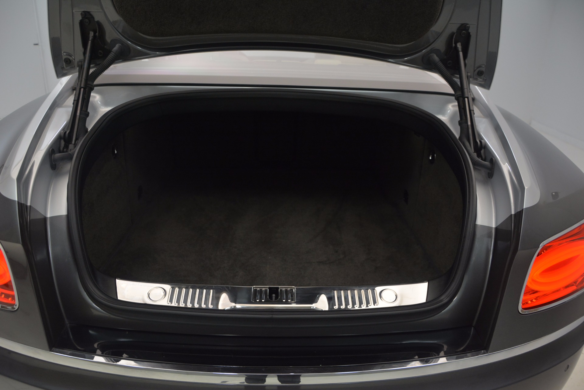 Used-2015-Bentley-Flying-Spur-W12