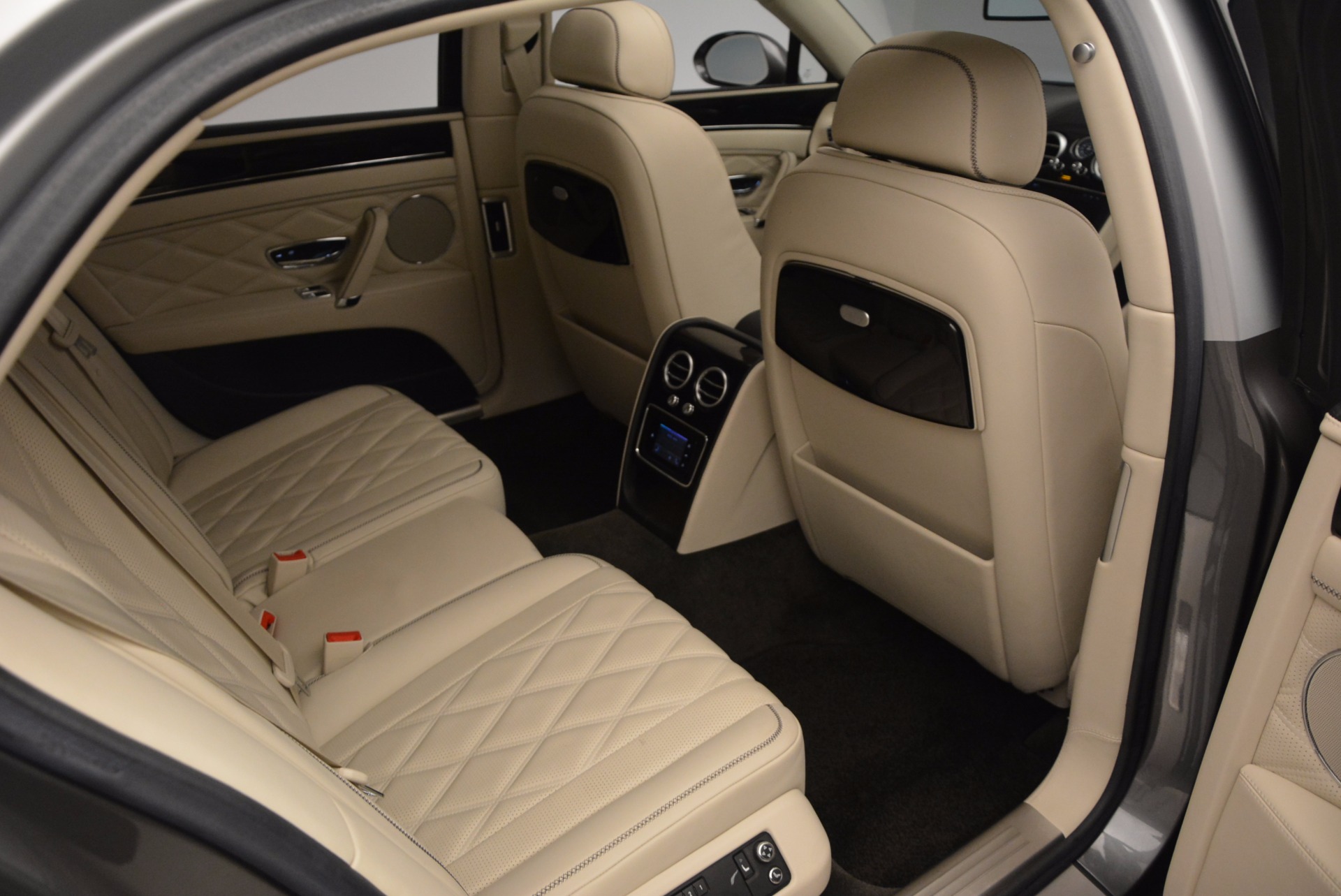 Used-2015-Bentley-Flying-Spur-W12