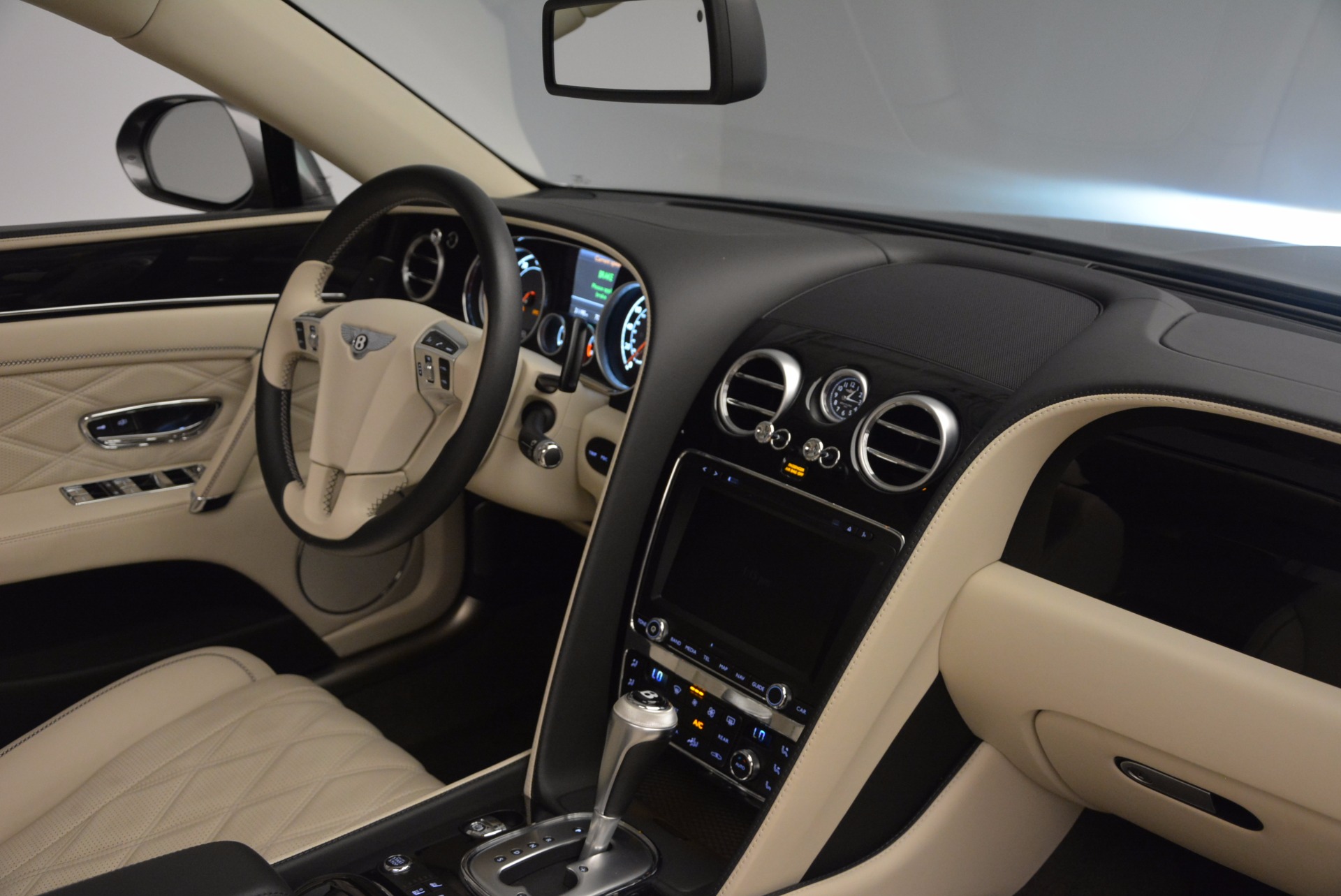 Used-2015-Bentley-Flying-Spur-W12