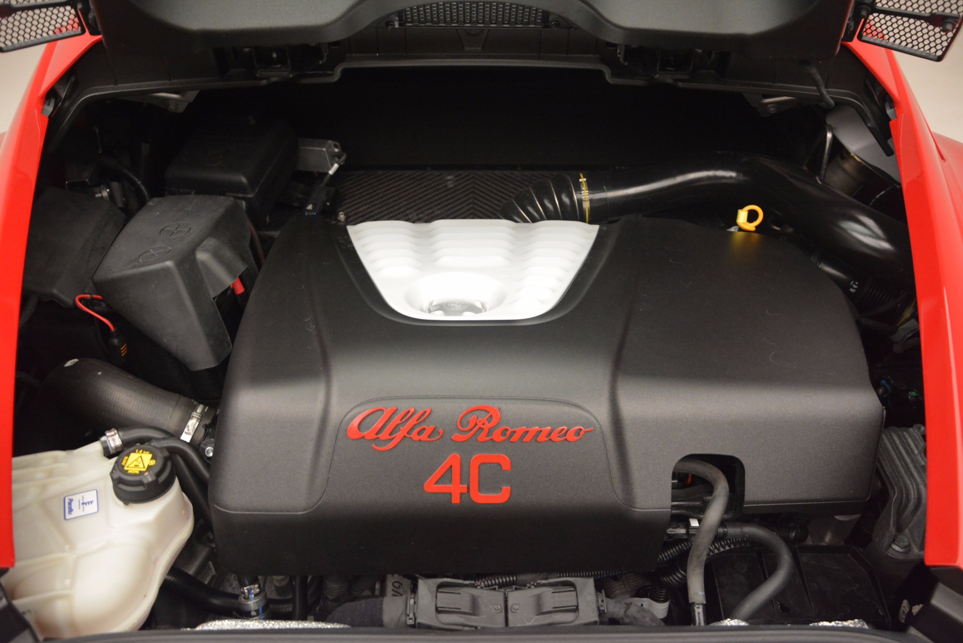 New-2018-Alfa-Romeo-4C-Coupe