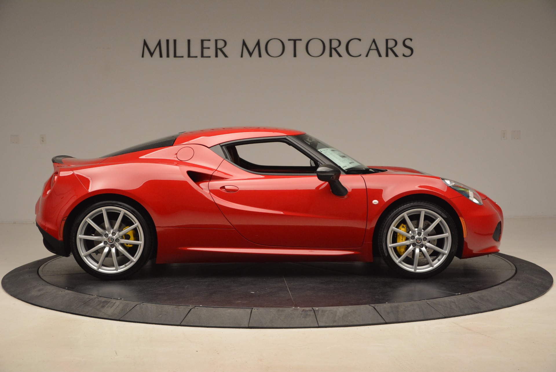 New-2018-Alfa-Romeo-4C-Coupe