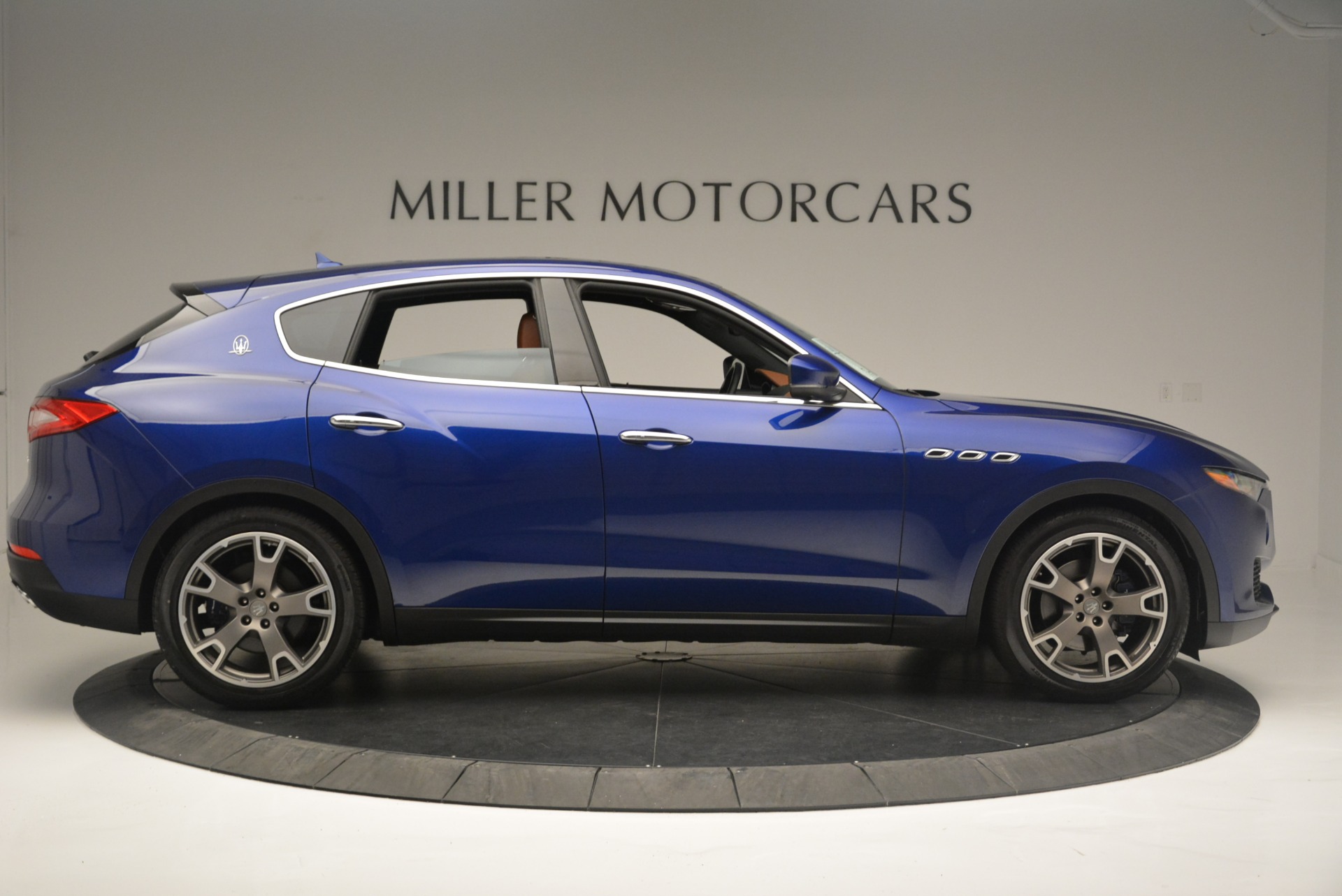Used-2018-Maserati-Levante-Q4