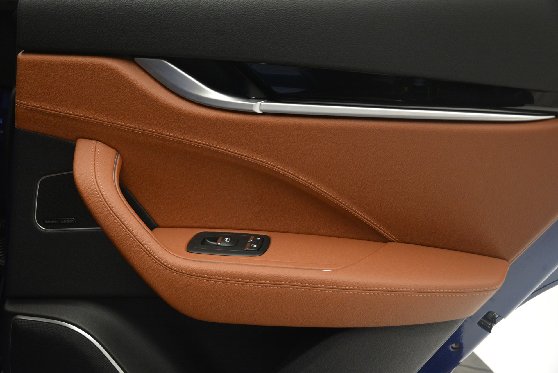 Used-2018-Maserati-Levante-Q4