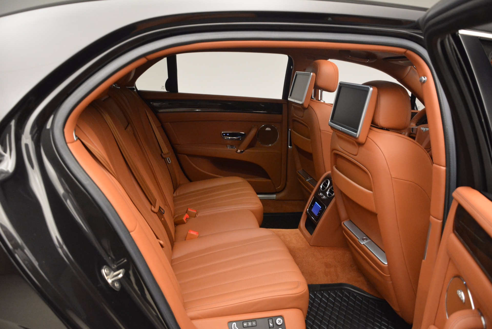 Used-2014-Bentley-Flying-Spur-W12