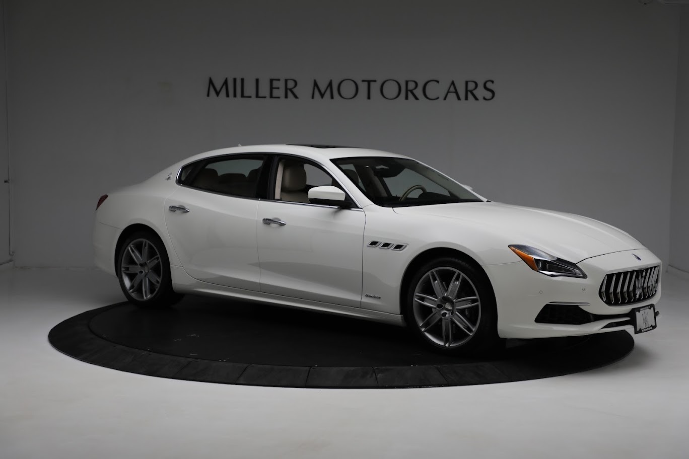Used-2018-Maserati-Quattroporte-S-Q4-GranLusso