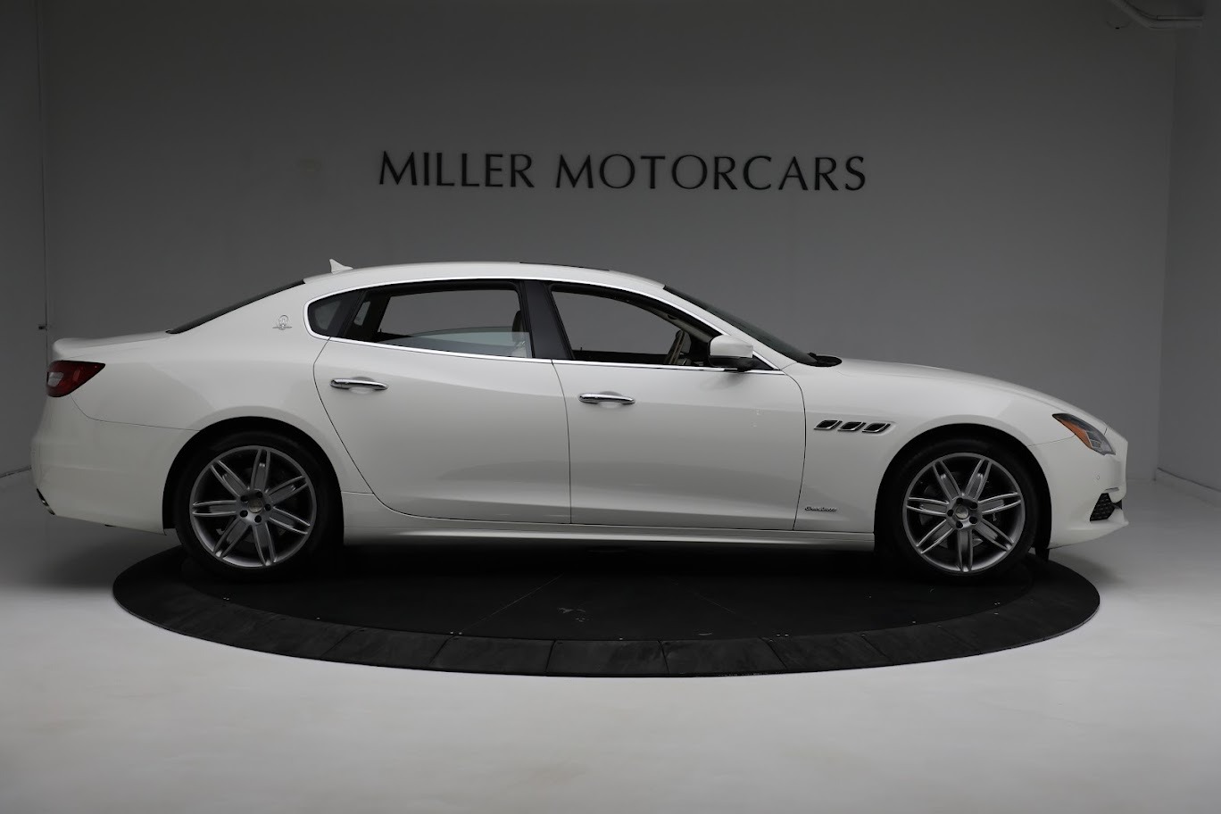 Used-2018-Maserati-Quattroporte-S-Q4-GranLusso