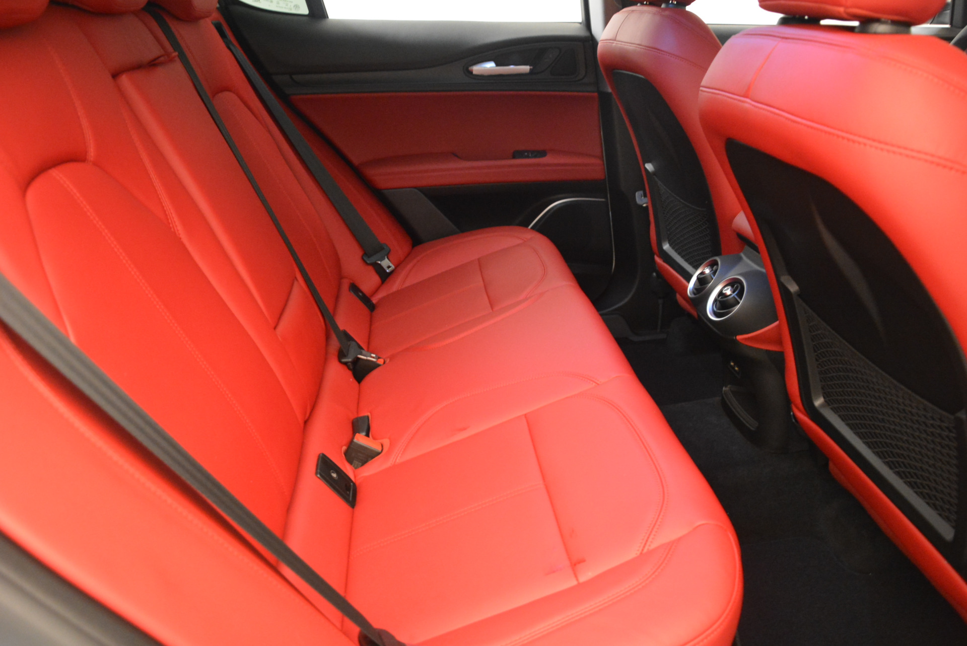 New-2018-Alfa-Romeo-Stelvio-Q4