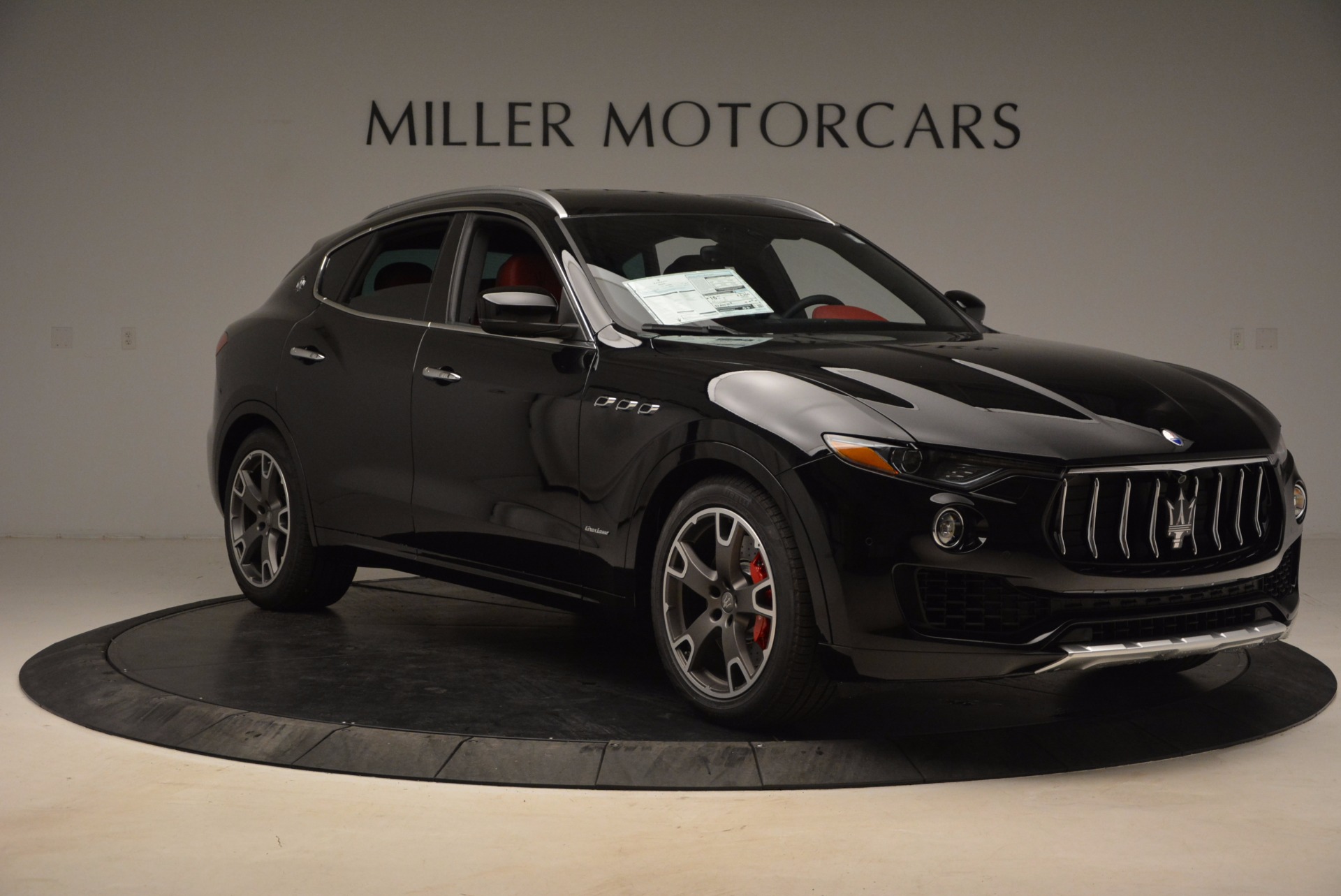 New-2018-Maserati-Levante-S-Q4-GranLusso