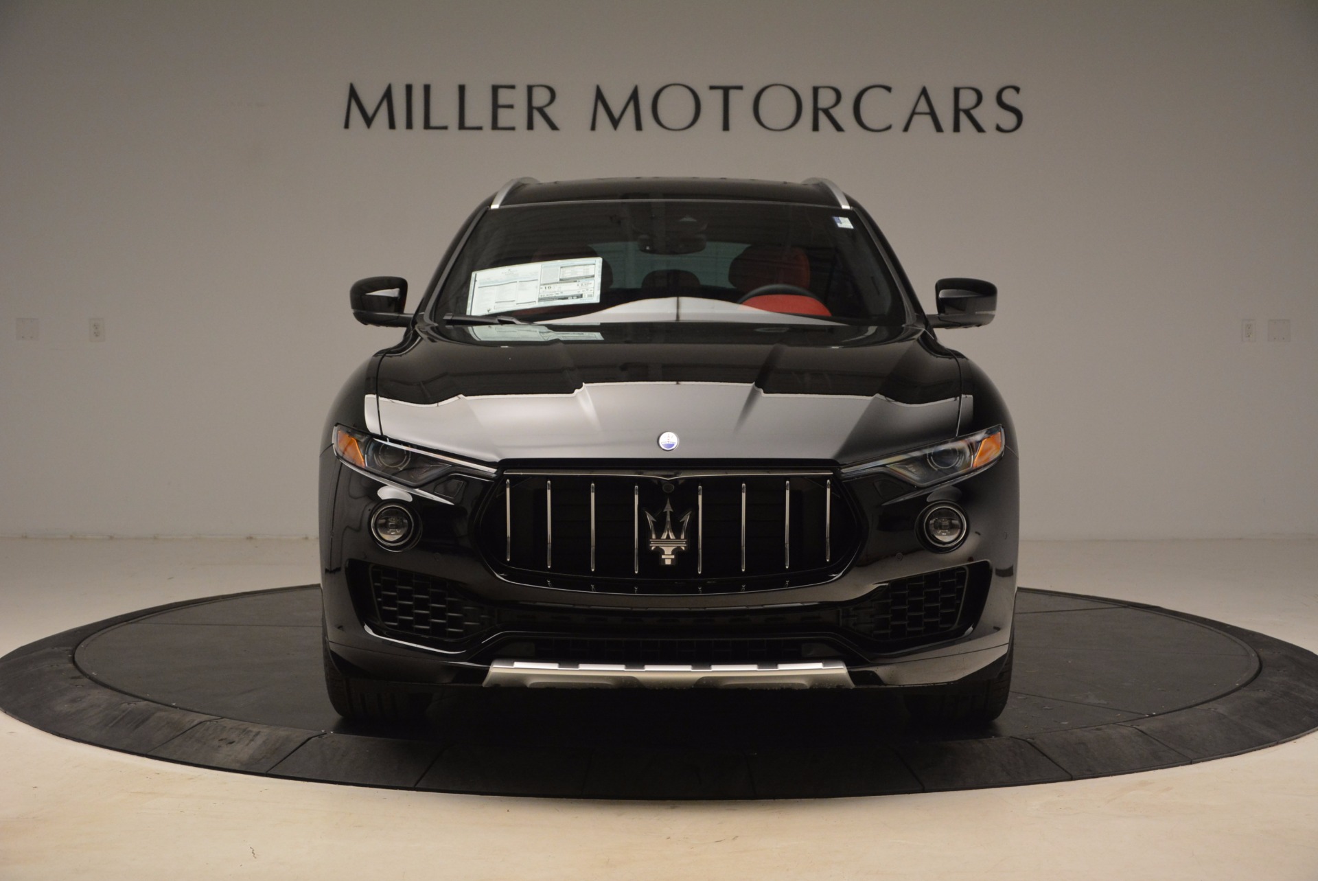 New-2018-Maserati-Levante-S-Q4-GranLusso