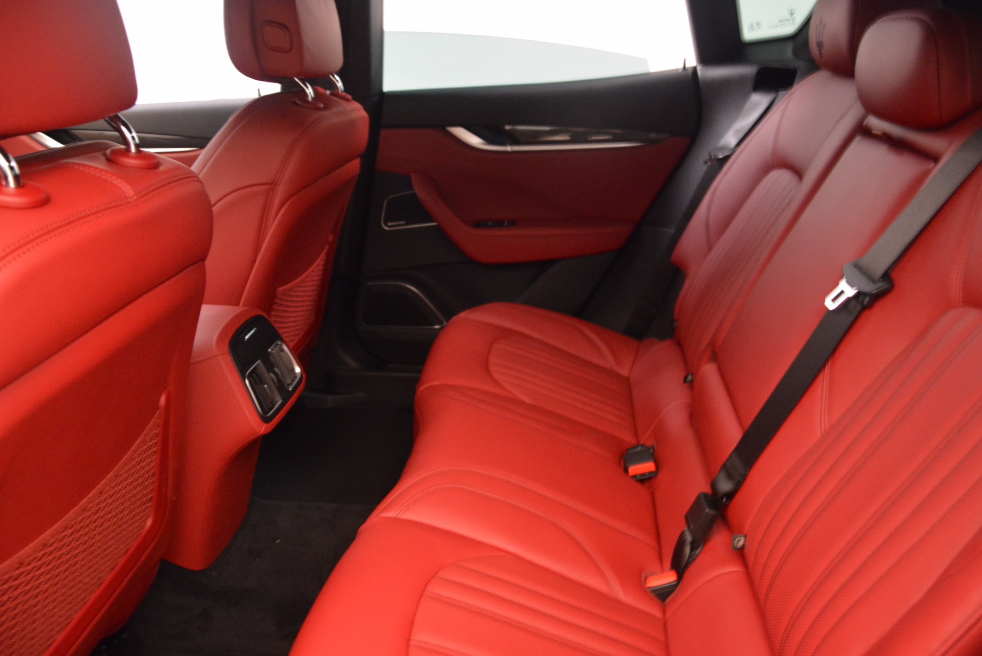 New-2018-Maserati-Levante-S-Q4-GranLusso