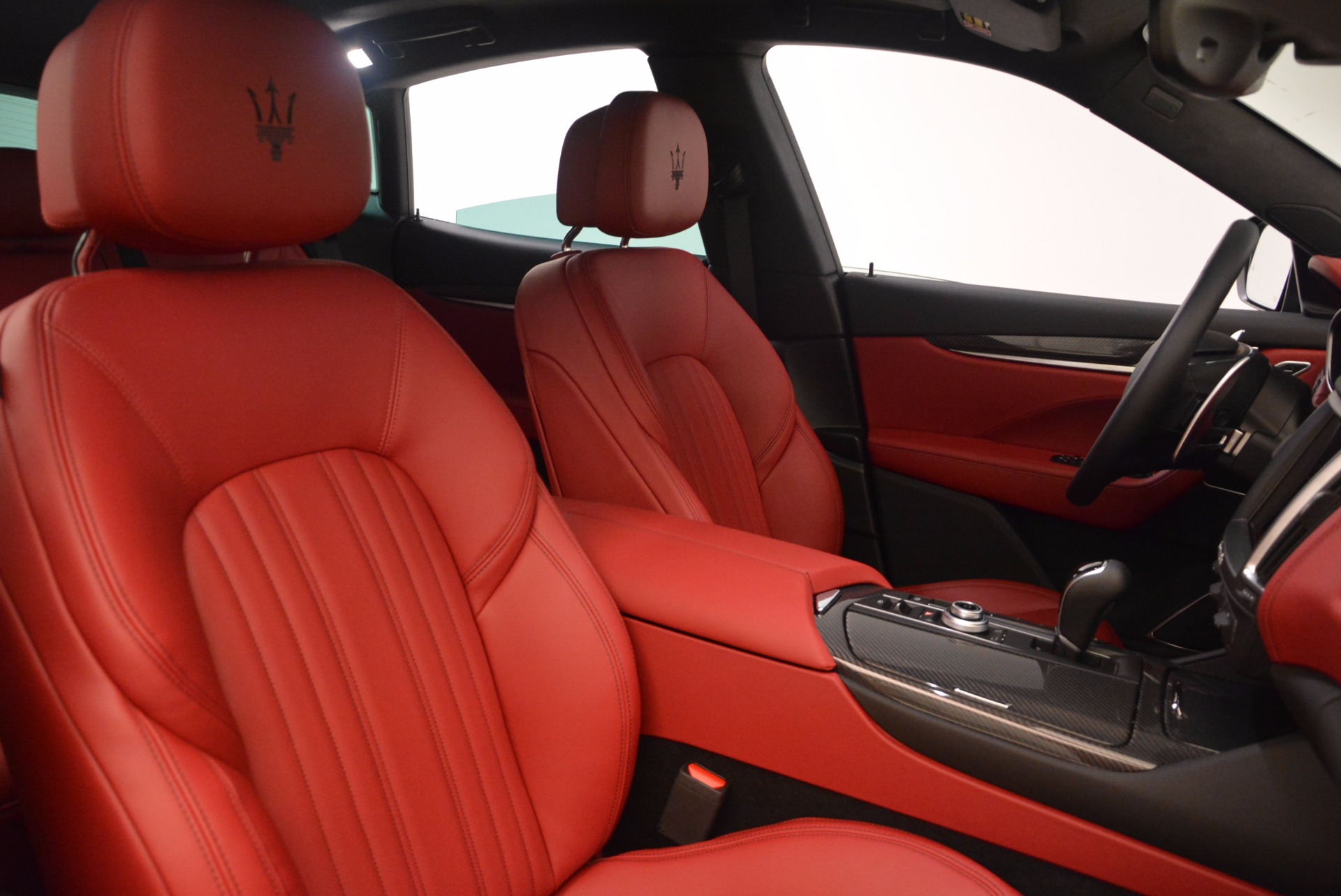 New-2018-Maserati-Levante-S-Q4-GranLusso