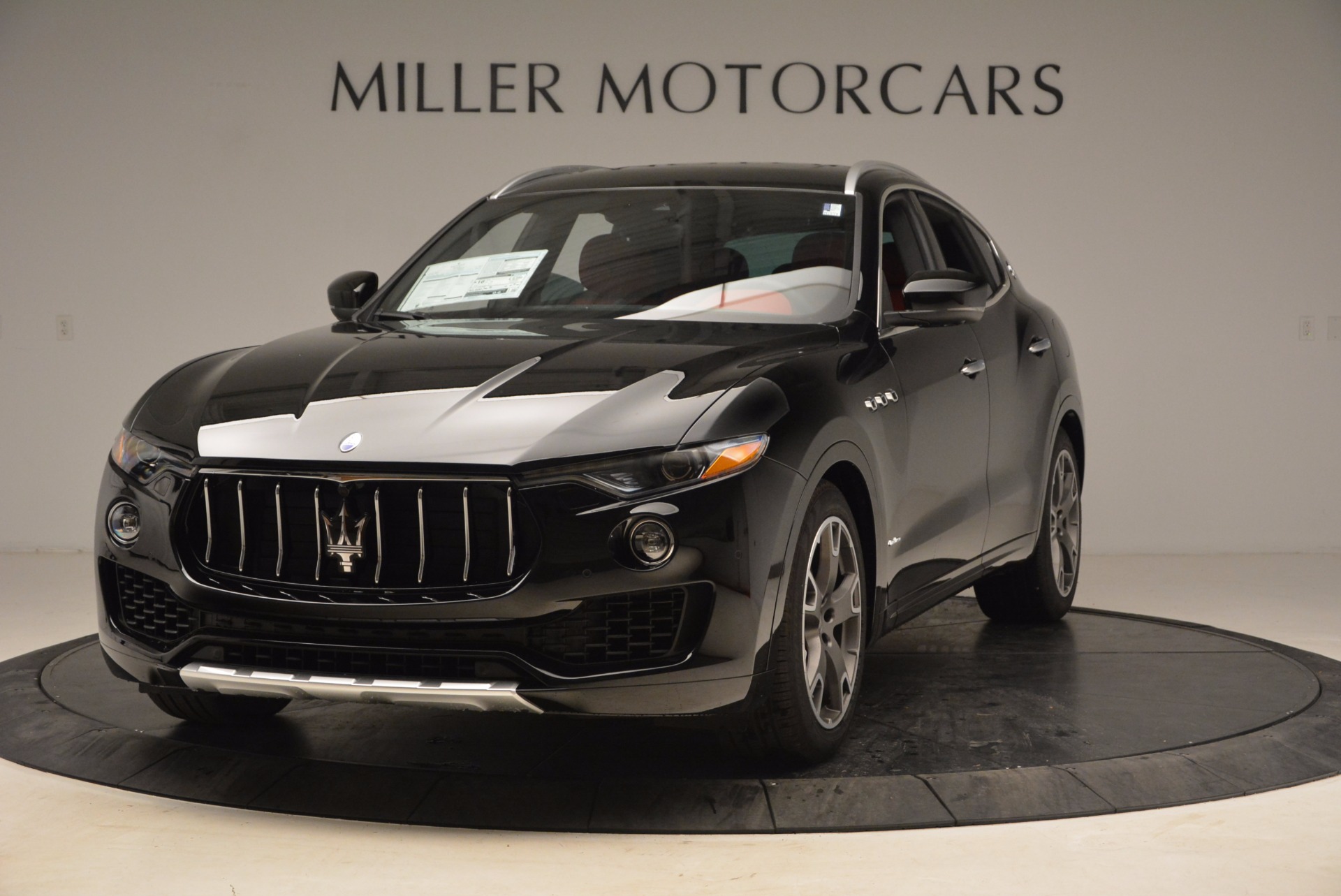 New-2018-Maserati-Levante-S-Q4-GranLusso