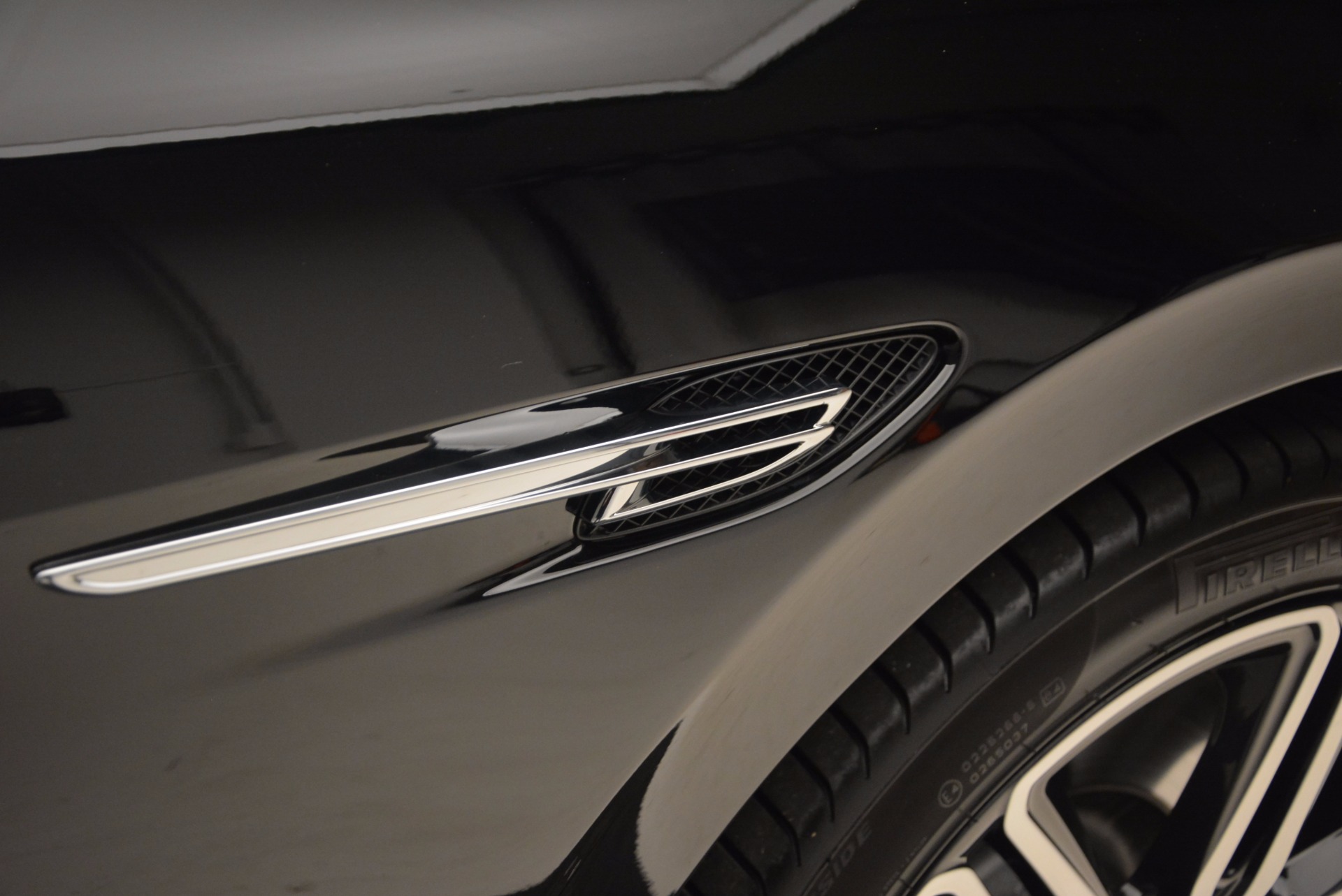 New-2017-Bentley-Flying-Spur-W12