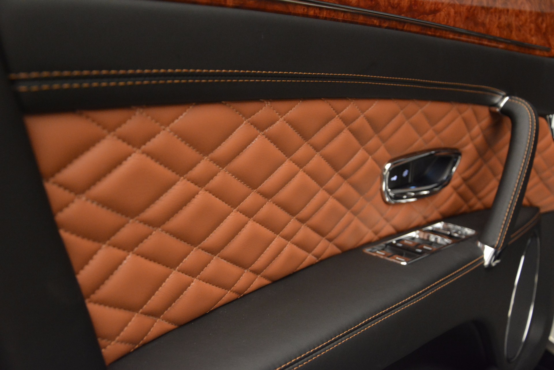 New-2017-Bentley-Flying-Spur-W12