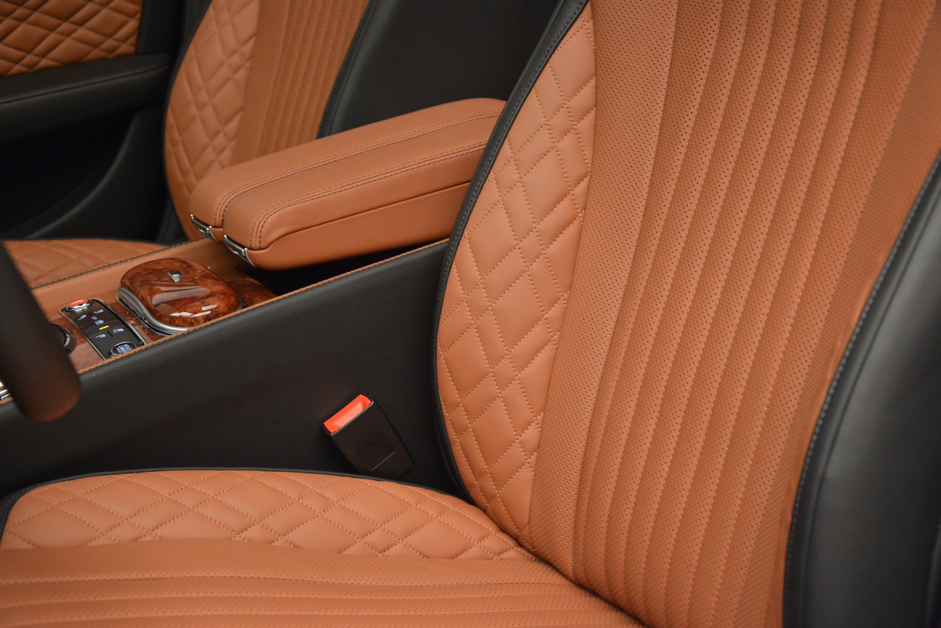 New-2017-Bentley-Flying-Spur-W12