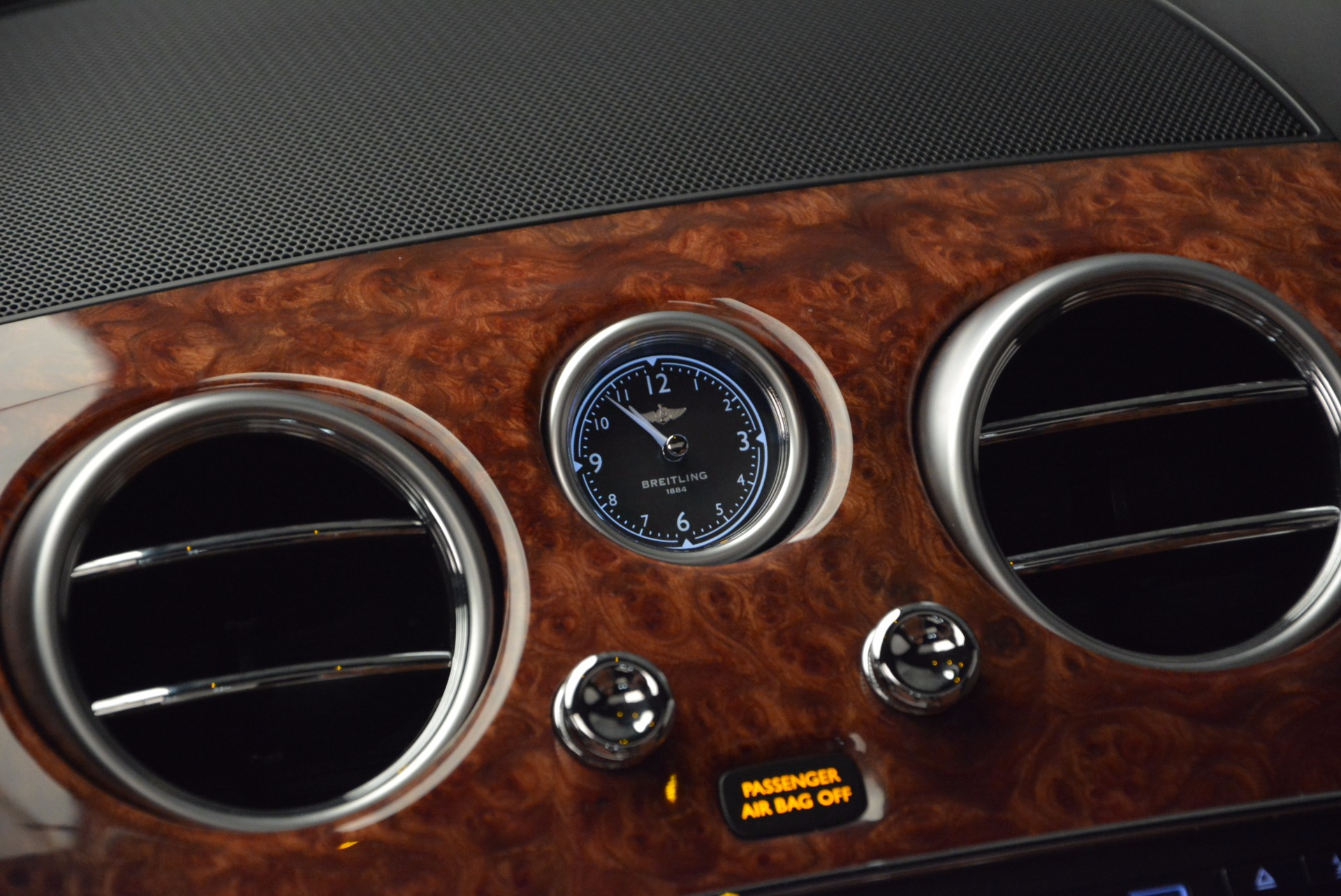 New-2017-Bentley-Flying-Spur-W12