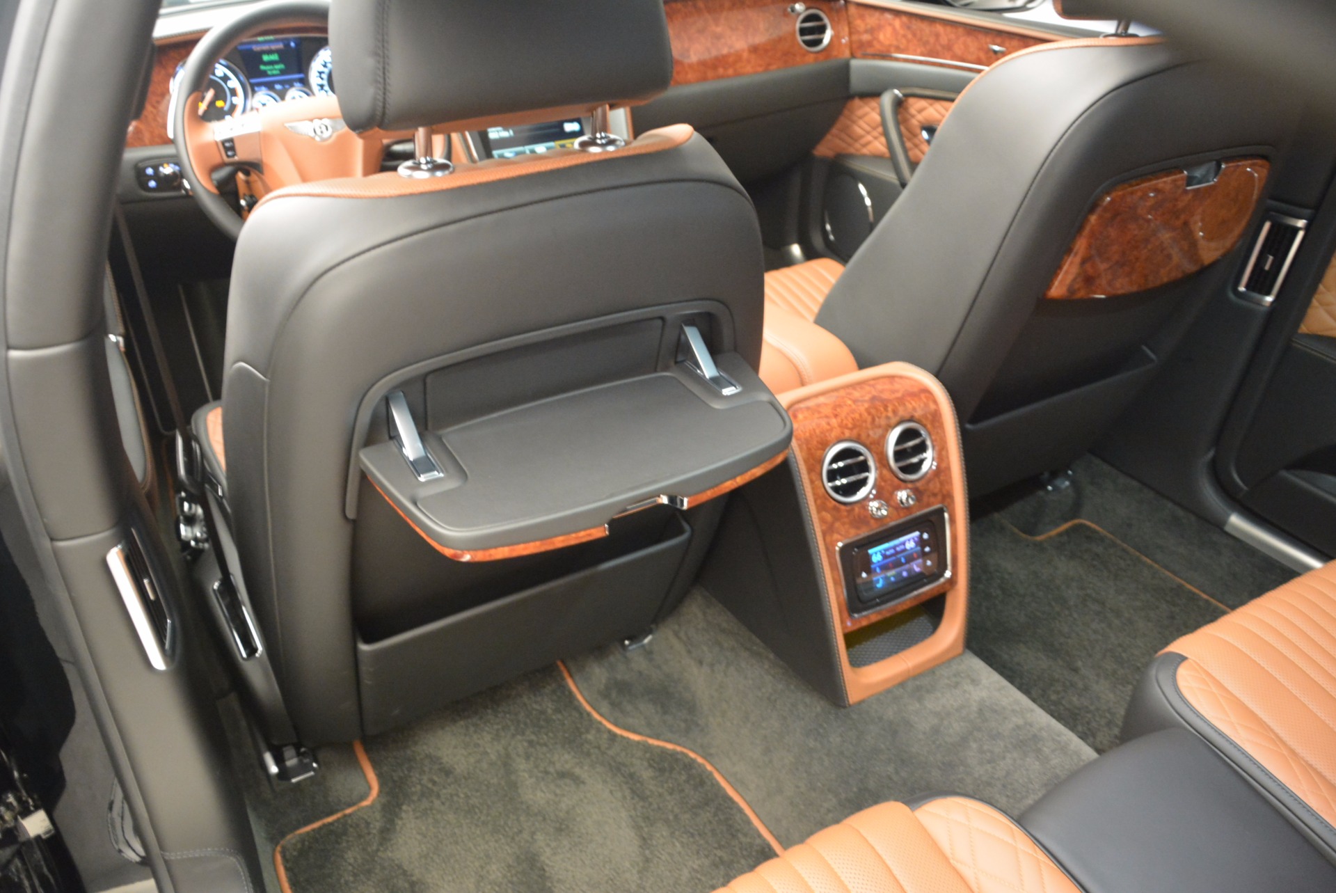 New-2017-Bentley-Flying-Spur-W12