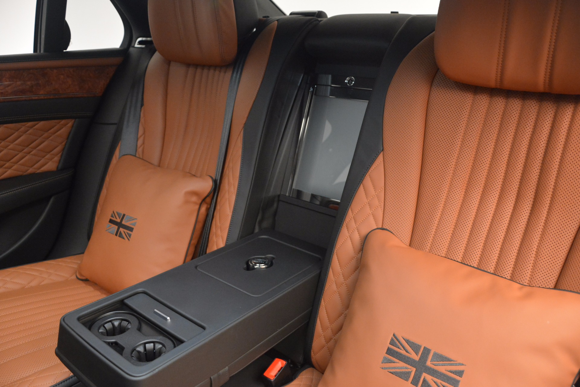 New-2017-Bentley-Flying-Spur-W12