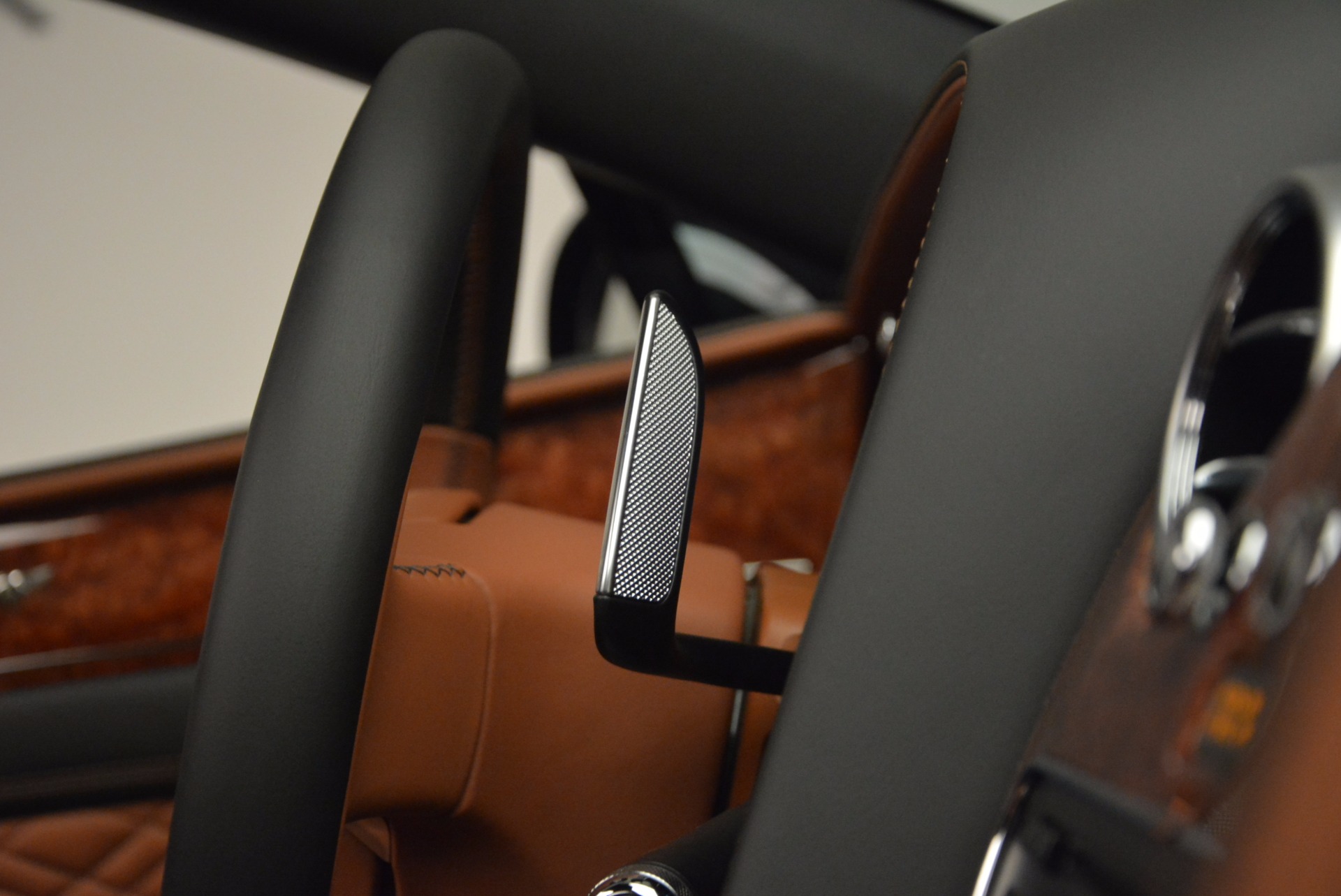 New-2017-Bentley-Flying-Spur-W12