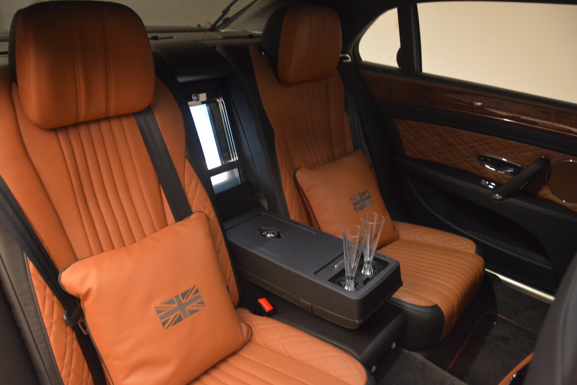 New-2017-Bentley-Flying-Spur-W12