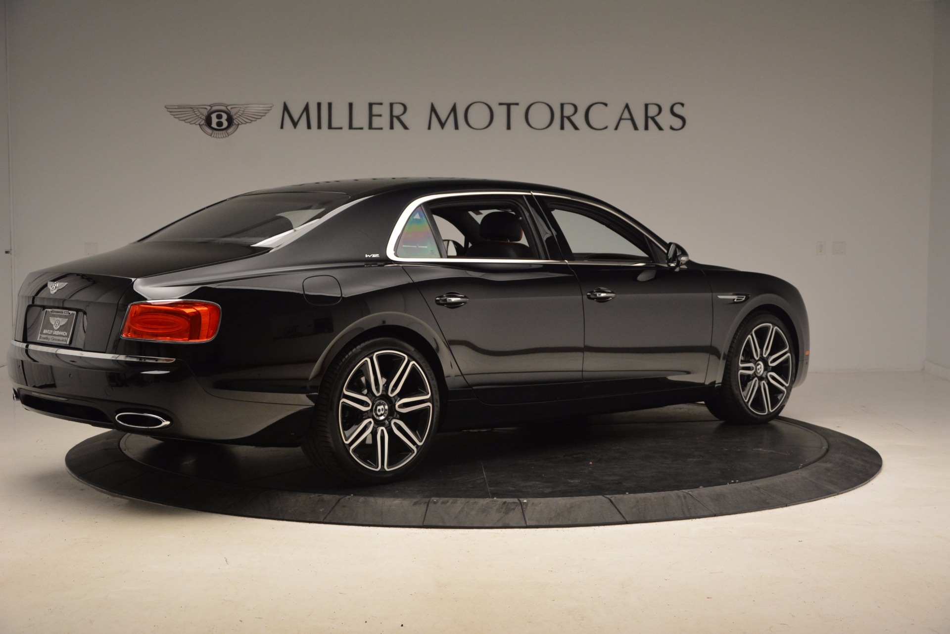 New-2017-Bentley-Flying-Spur-W12