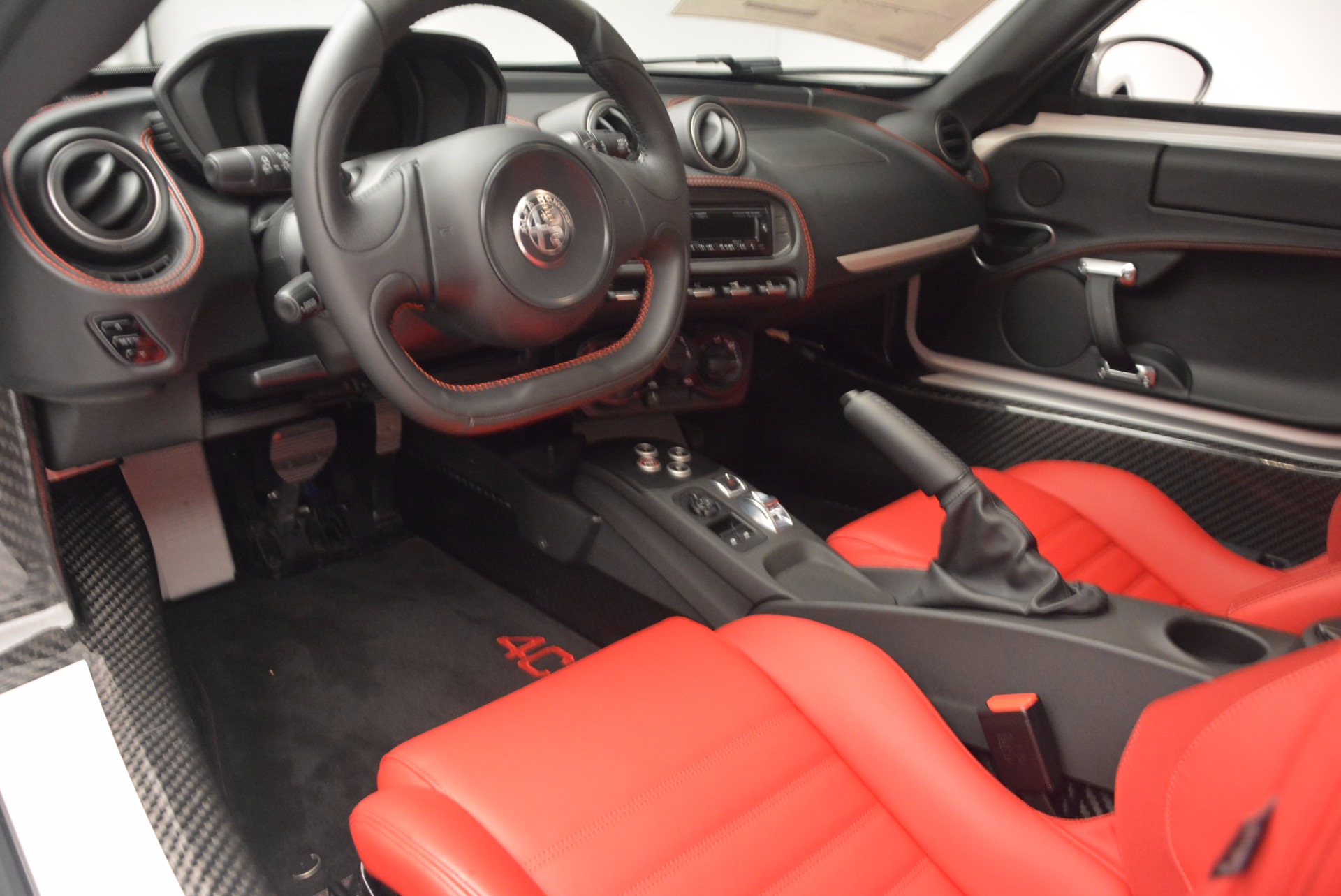 New-2018-Alfa-Romeo-4C-Coupe