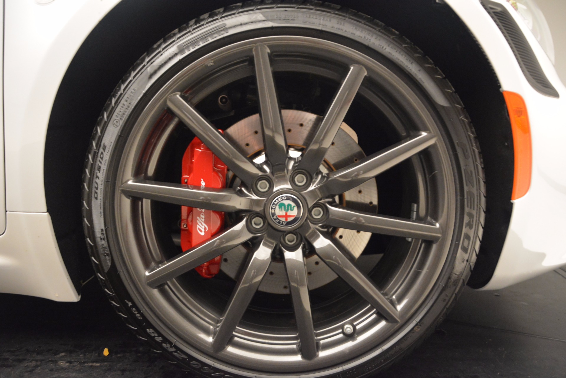 New-2018-Alfa-Romeo-4C-Coupe