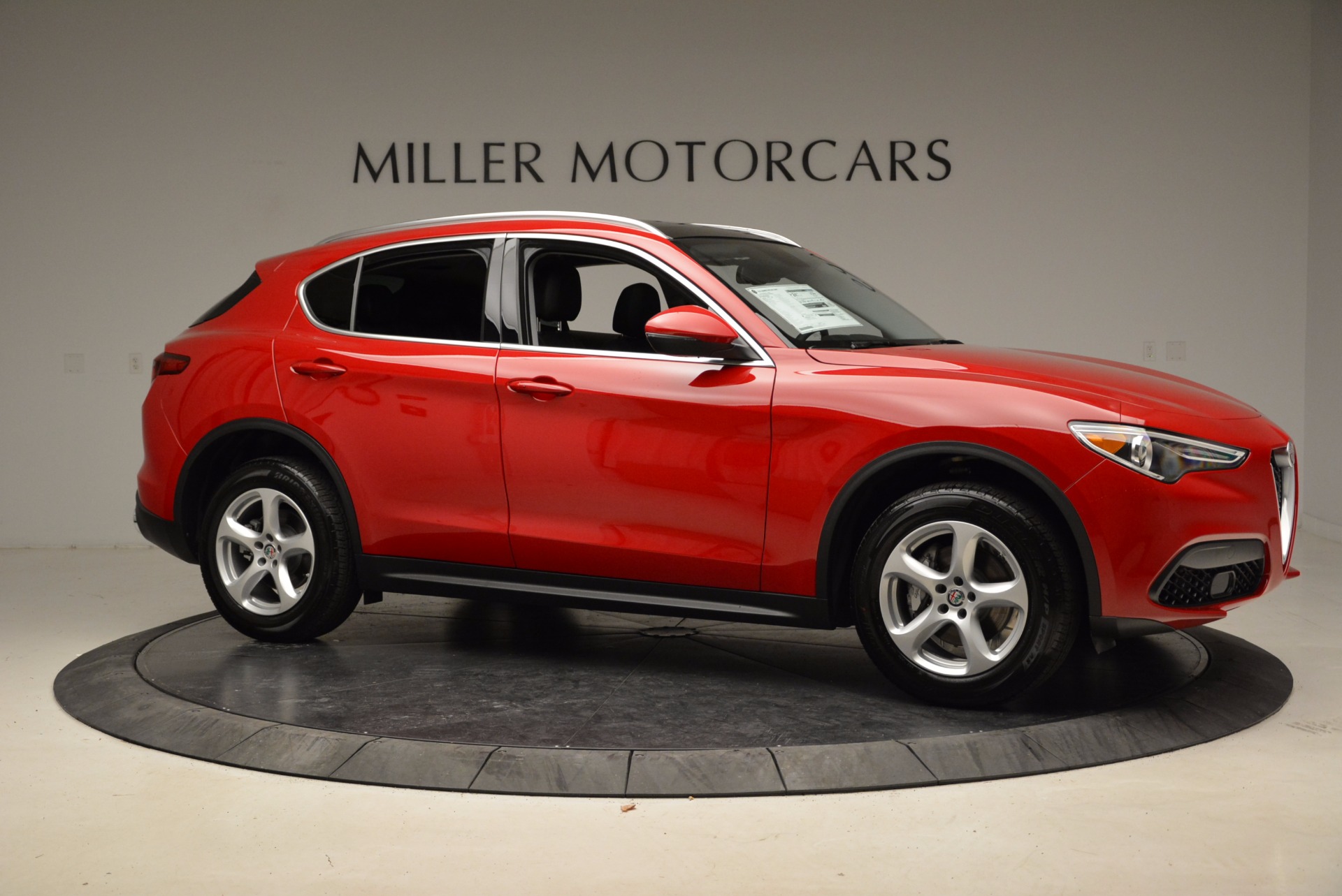 New-2018-Alfa-Romeo-Stelvio-Q4