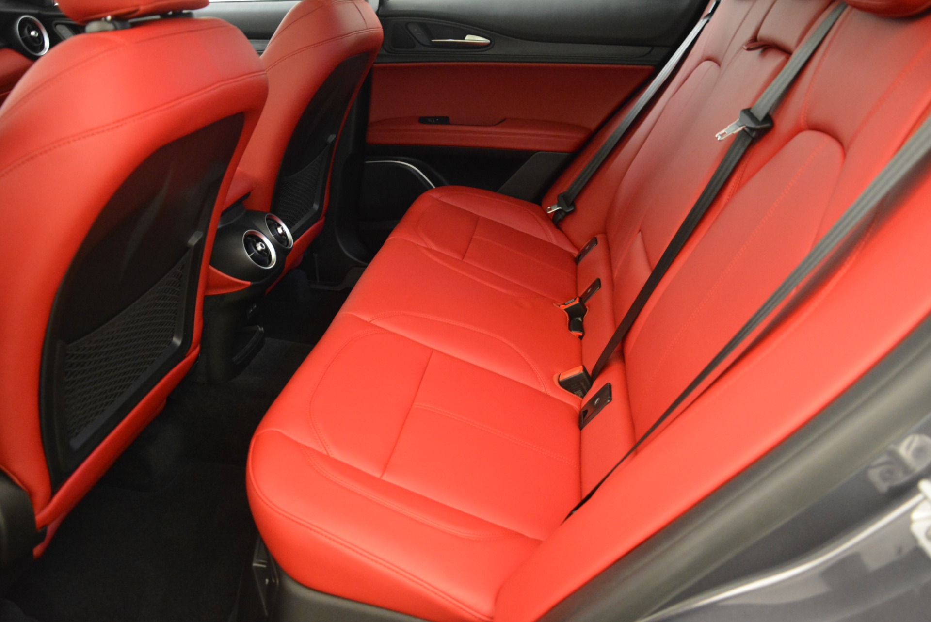 New-2018-Alfa-Romeo-Stelvio-Q4