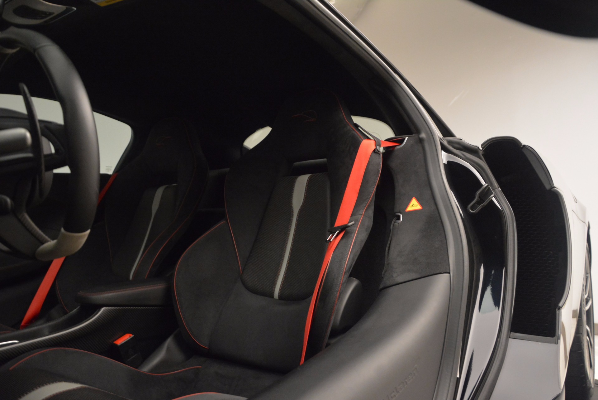 Used-2016-McLaren-570S