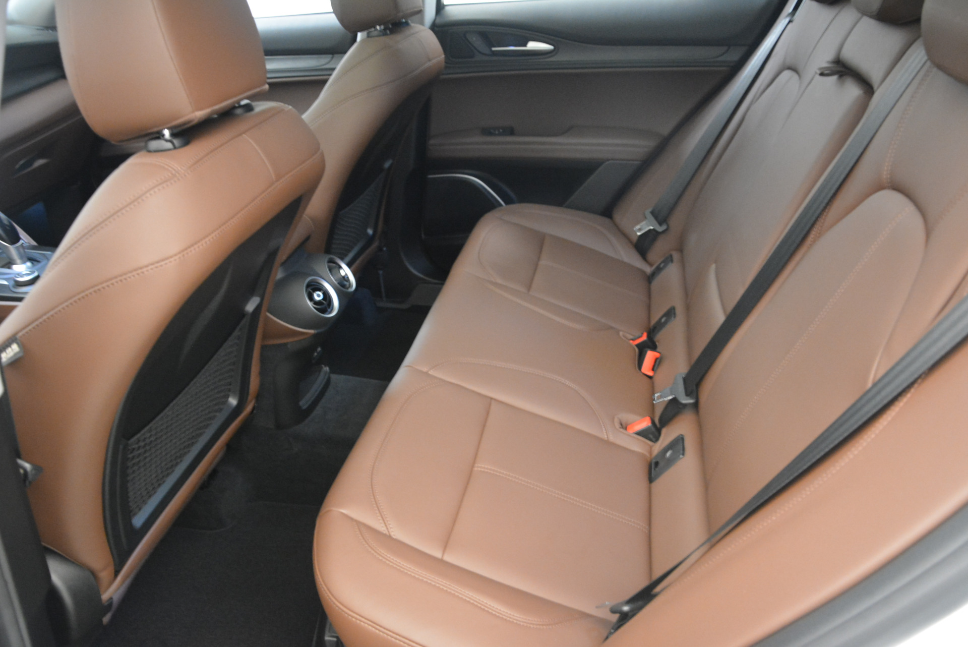 New-2018-Alfa-Romeo-Stelvio-Q4