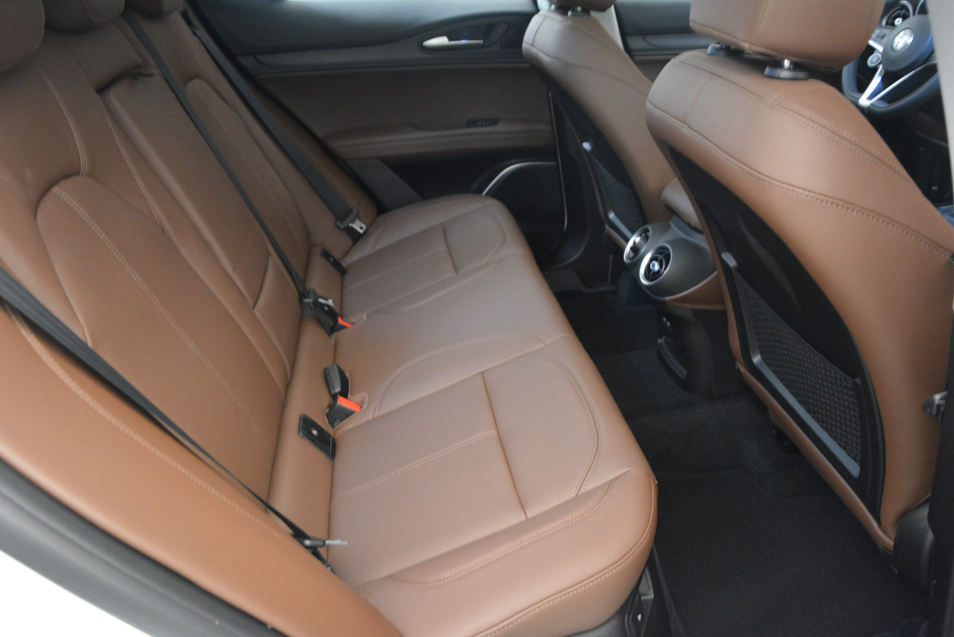 New-2018-Alfa-Romeo-Stelvio-Q4