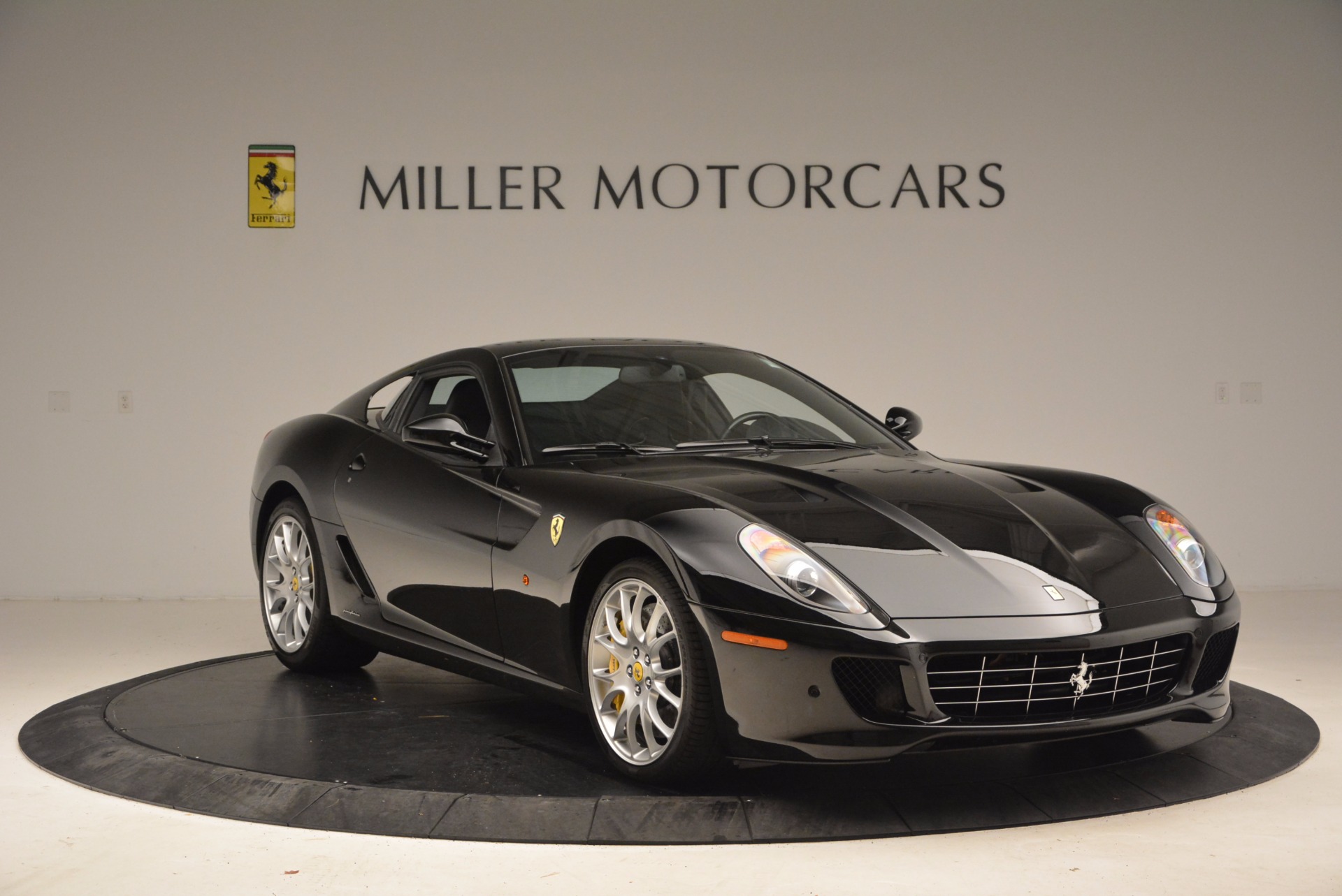 Used-2008-Ferrari-599-GTB-Fiorano