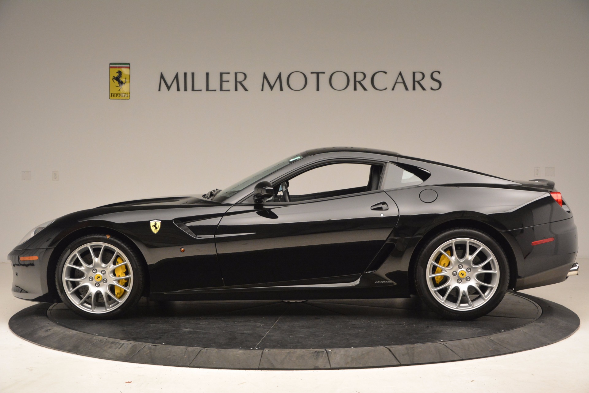 Used-2008-Ferrari-599-GTB-Fiorano